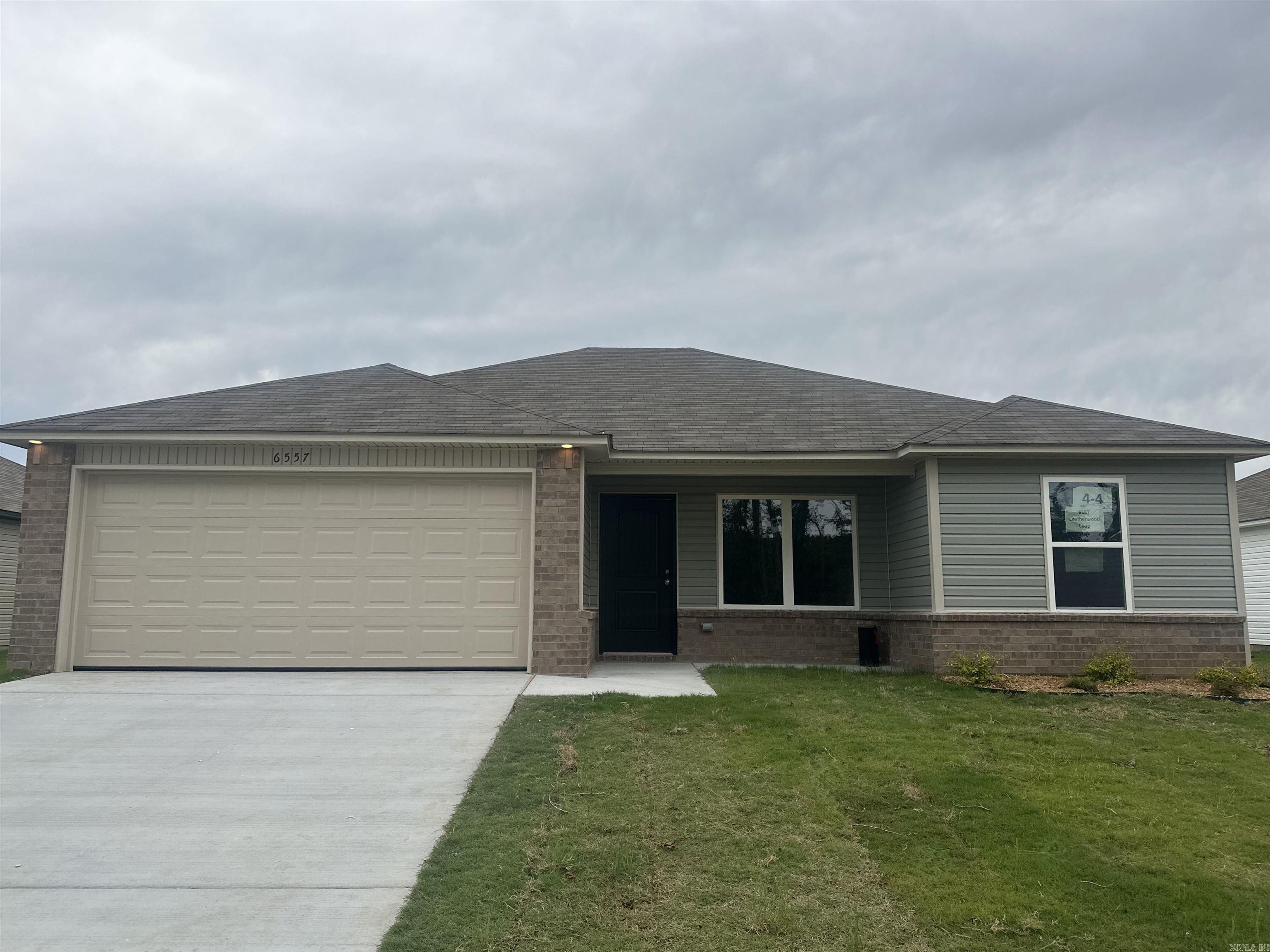 TRAMMEL ESTATES - Residential