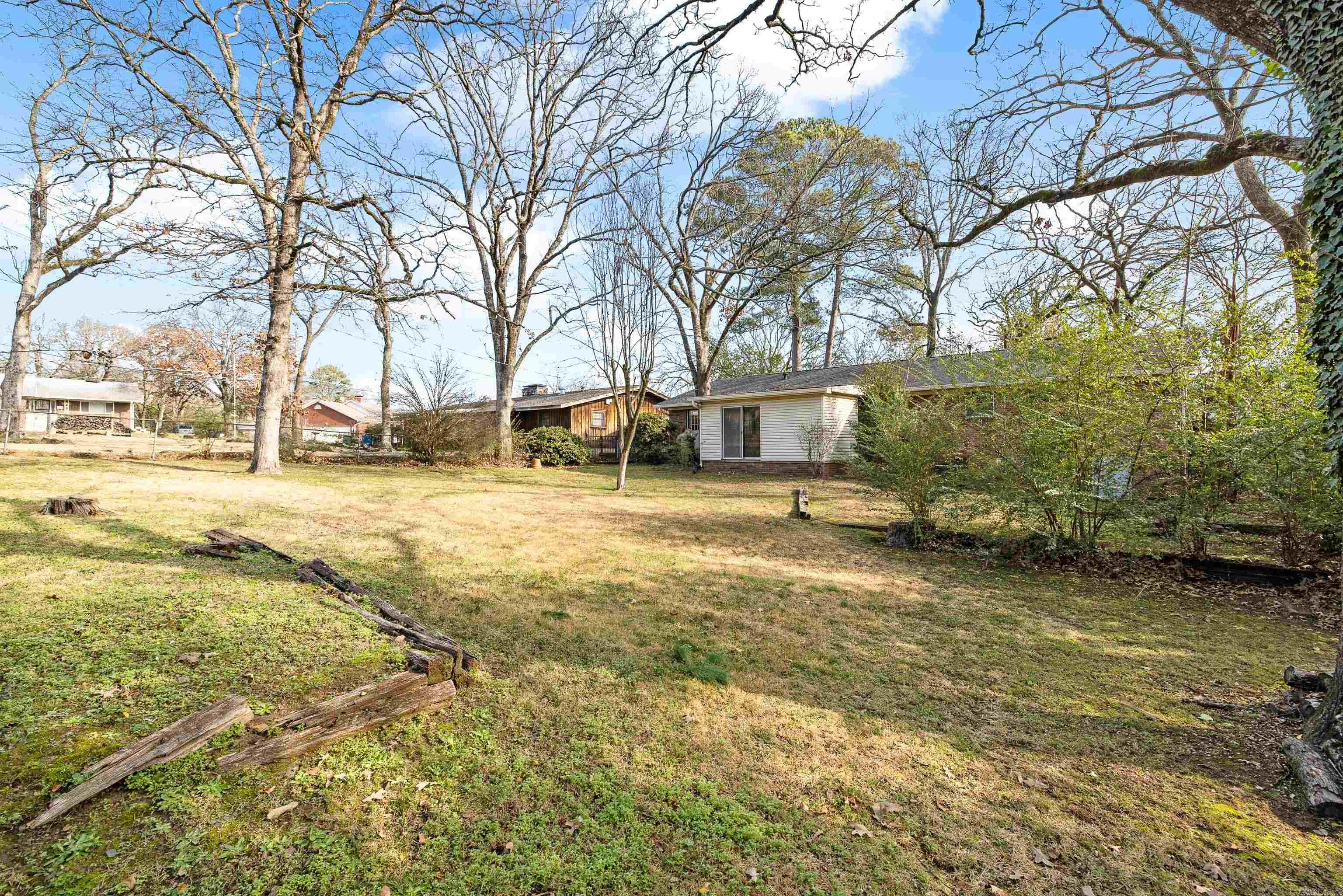 PIKE VIEW - Residential