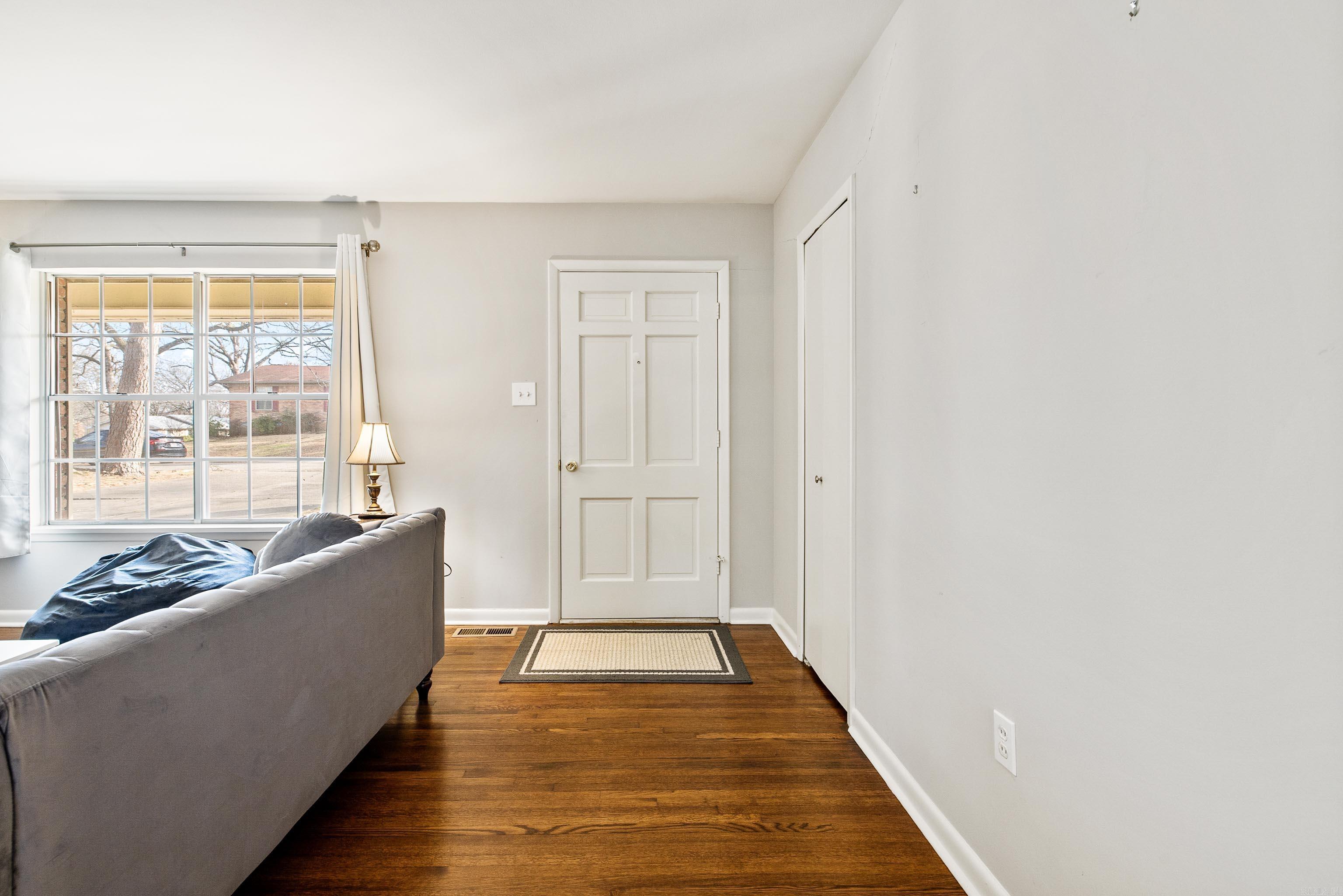 PIKE VIEW - Residential