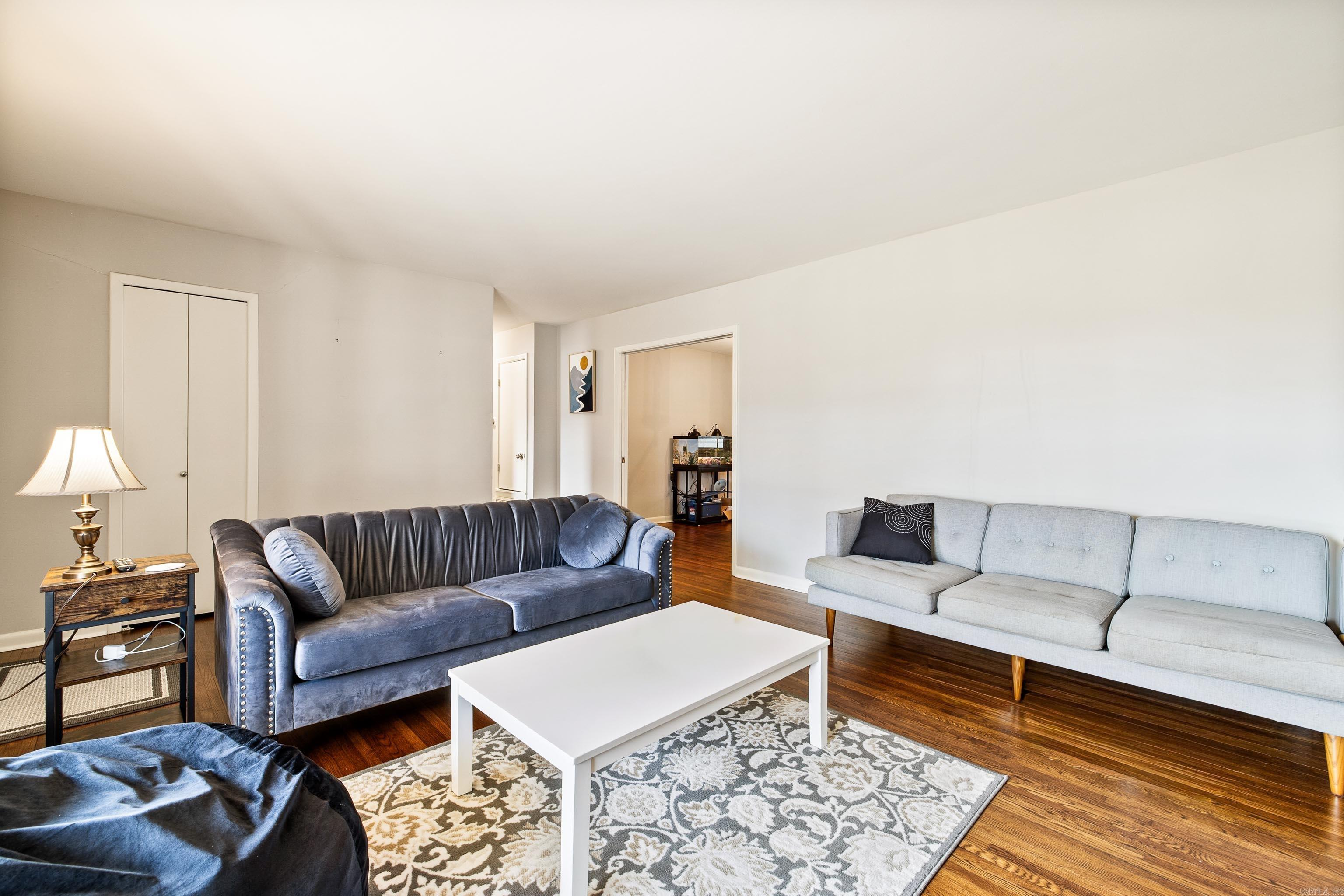 PIKE VIEW - Residential