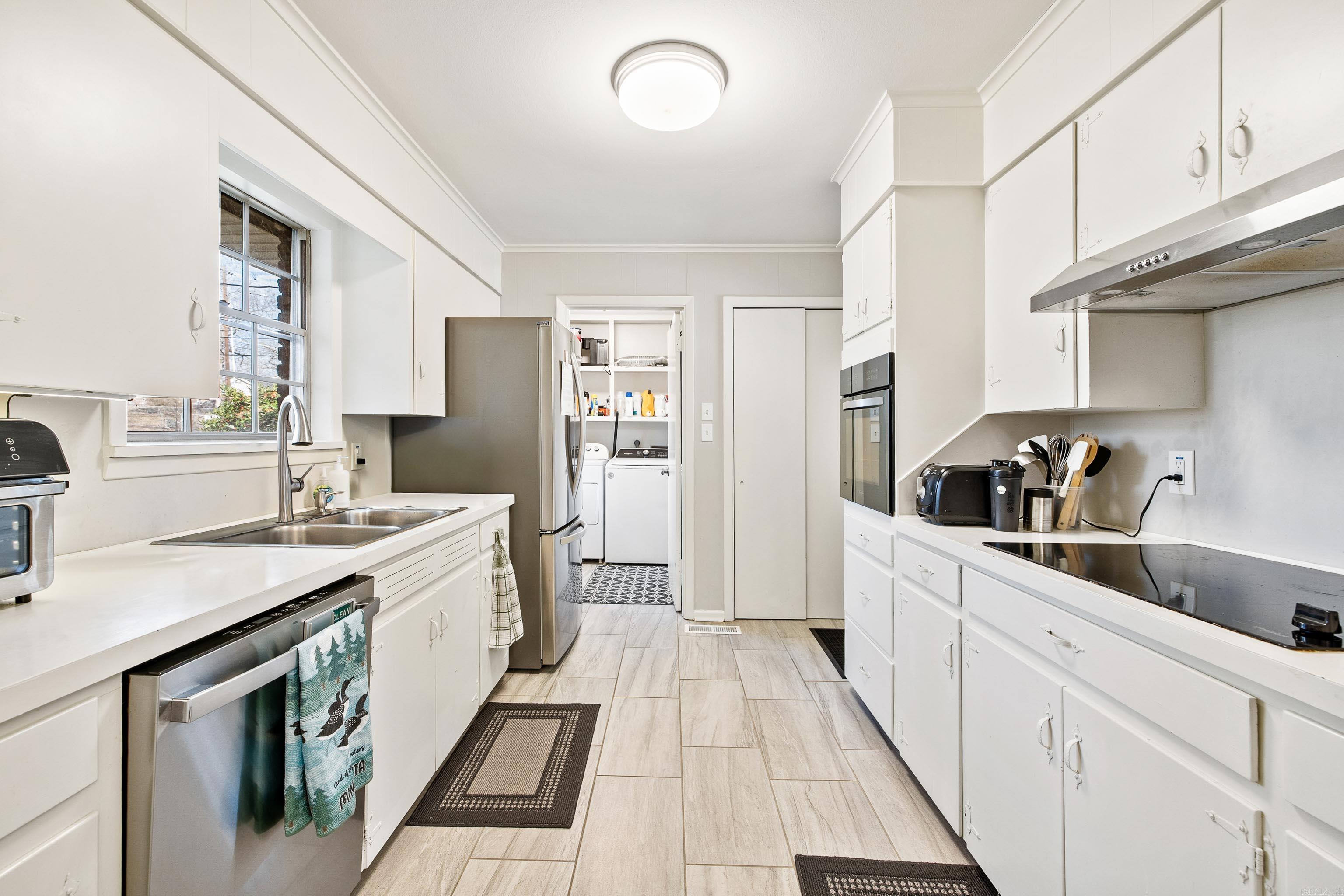 PIKE VIEW - Residential