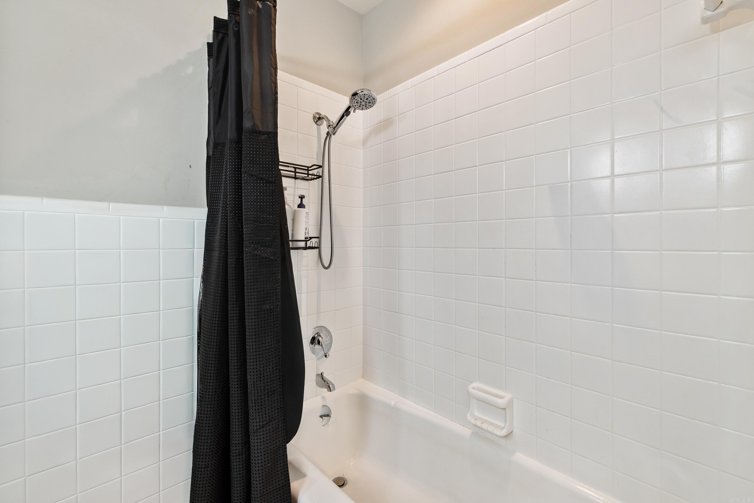 PIKE VIEW - Residential