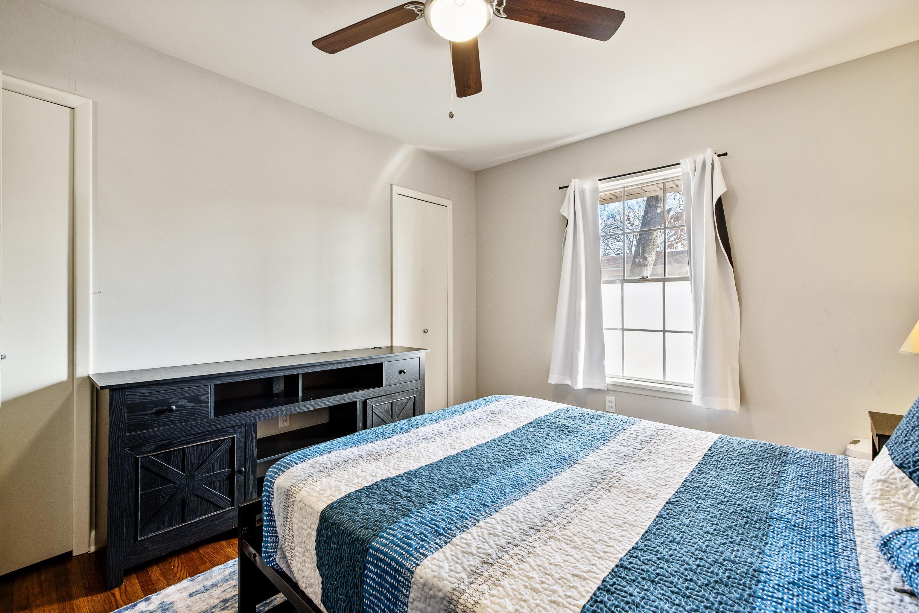 PIKE VIEW - Residential