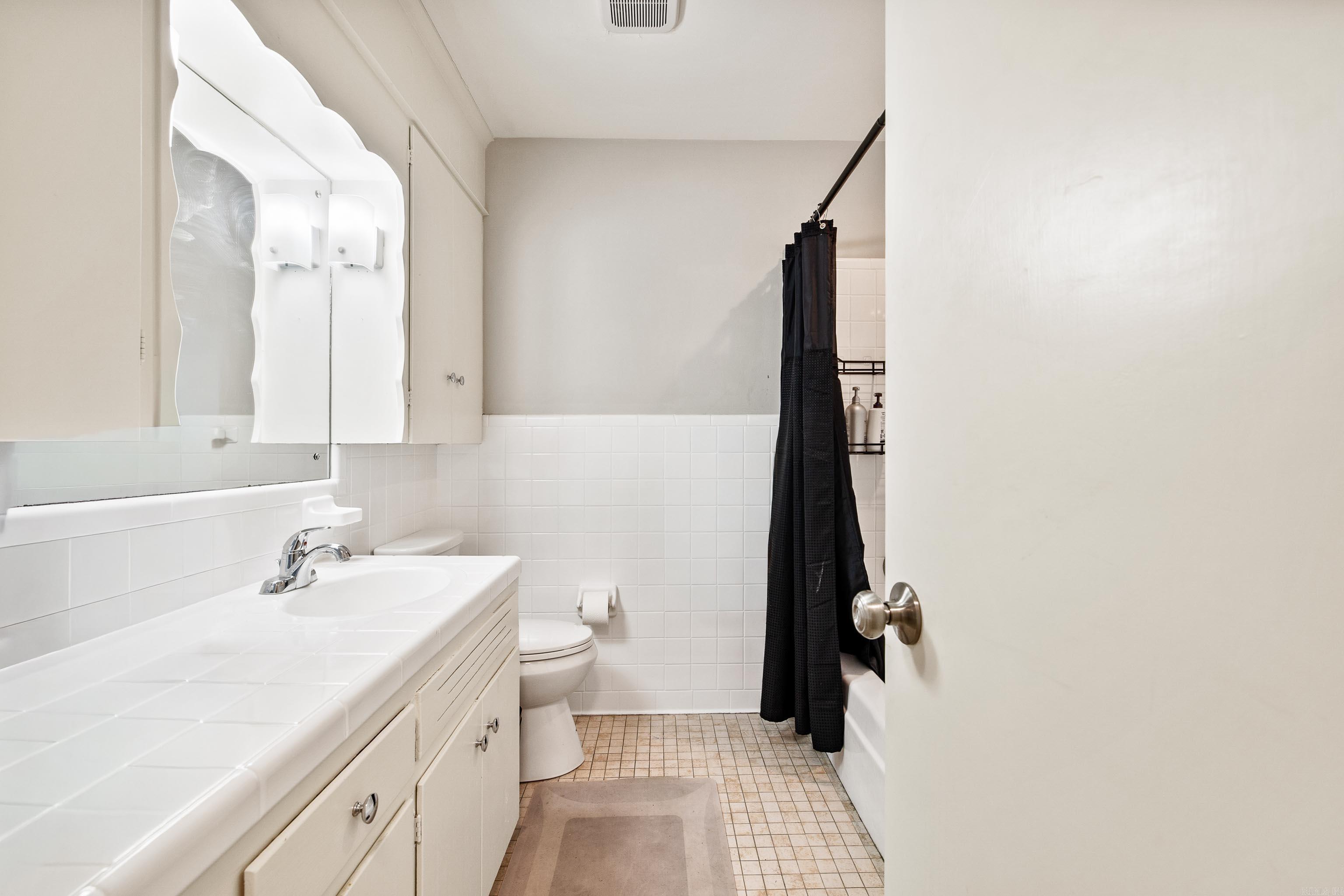 PIKE VIEW - Residential