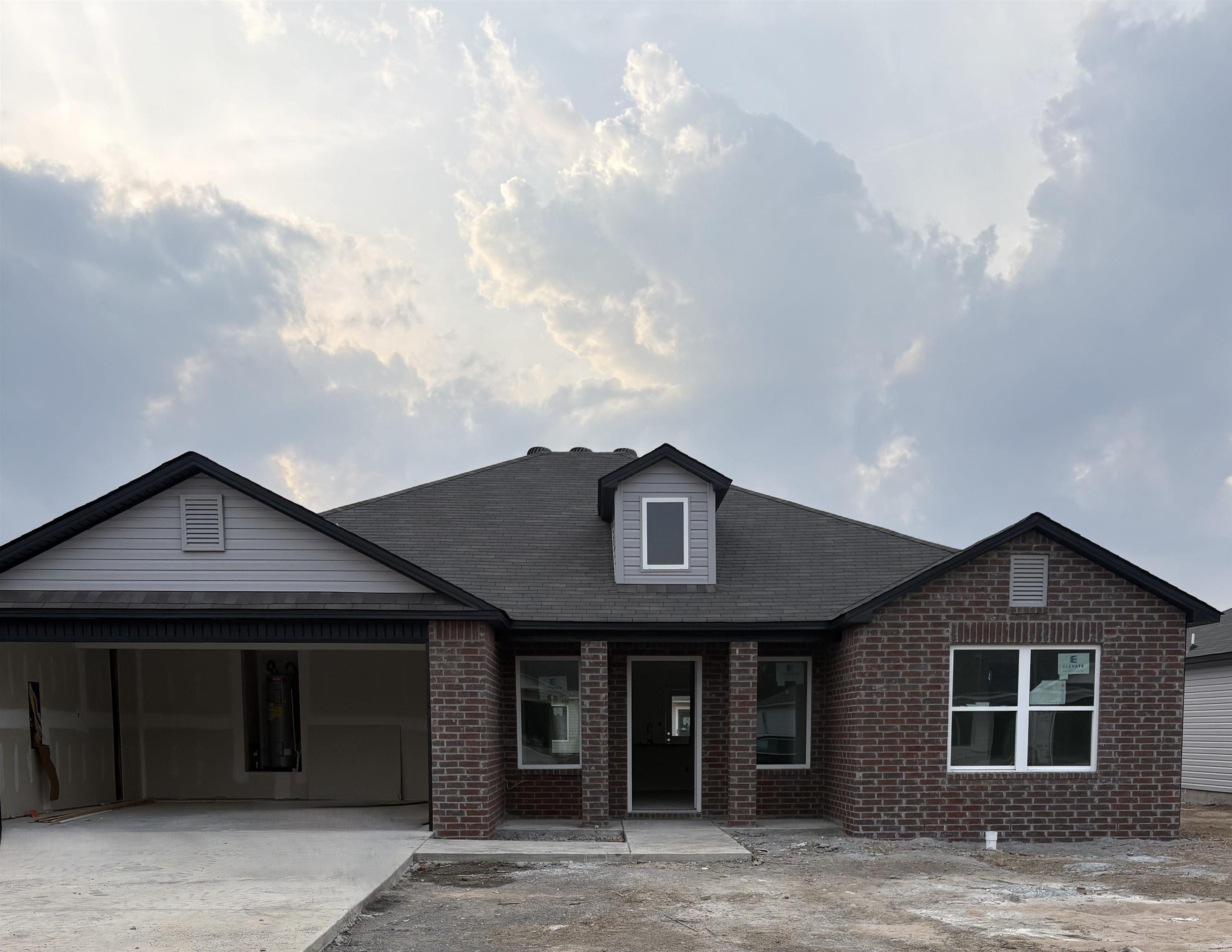 HILL FARM - Residential