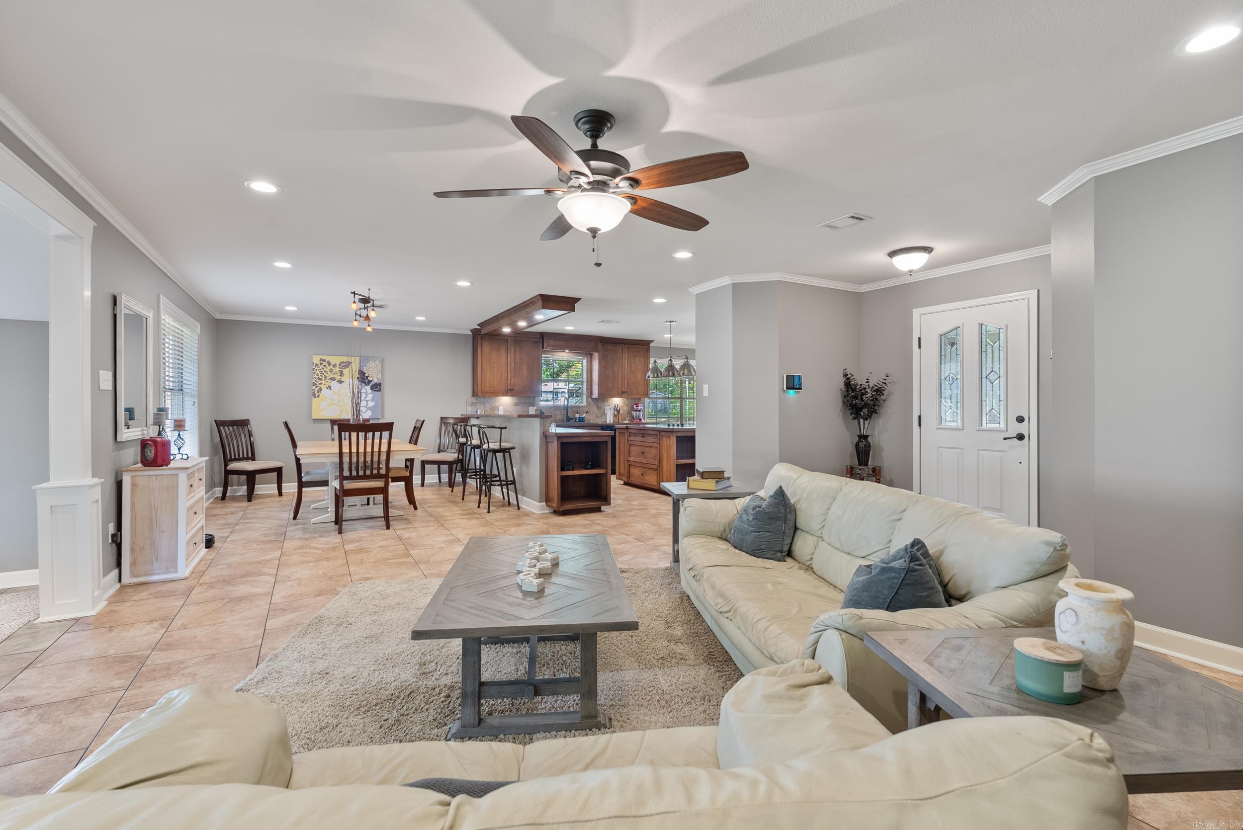 OAK FORREST - Residential