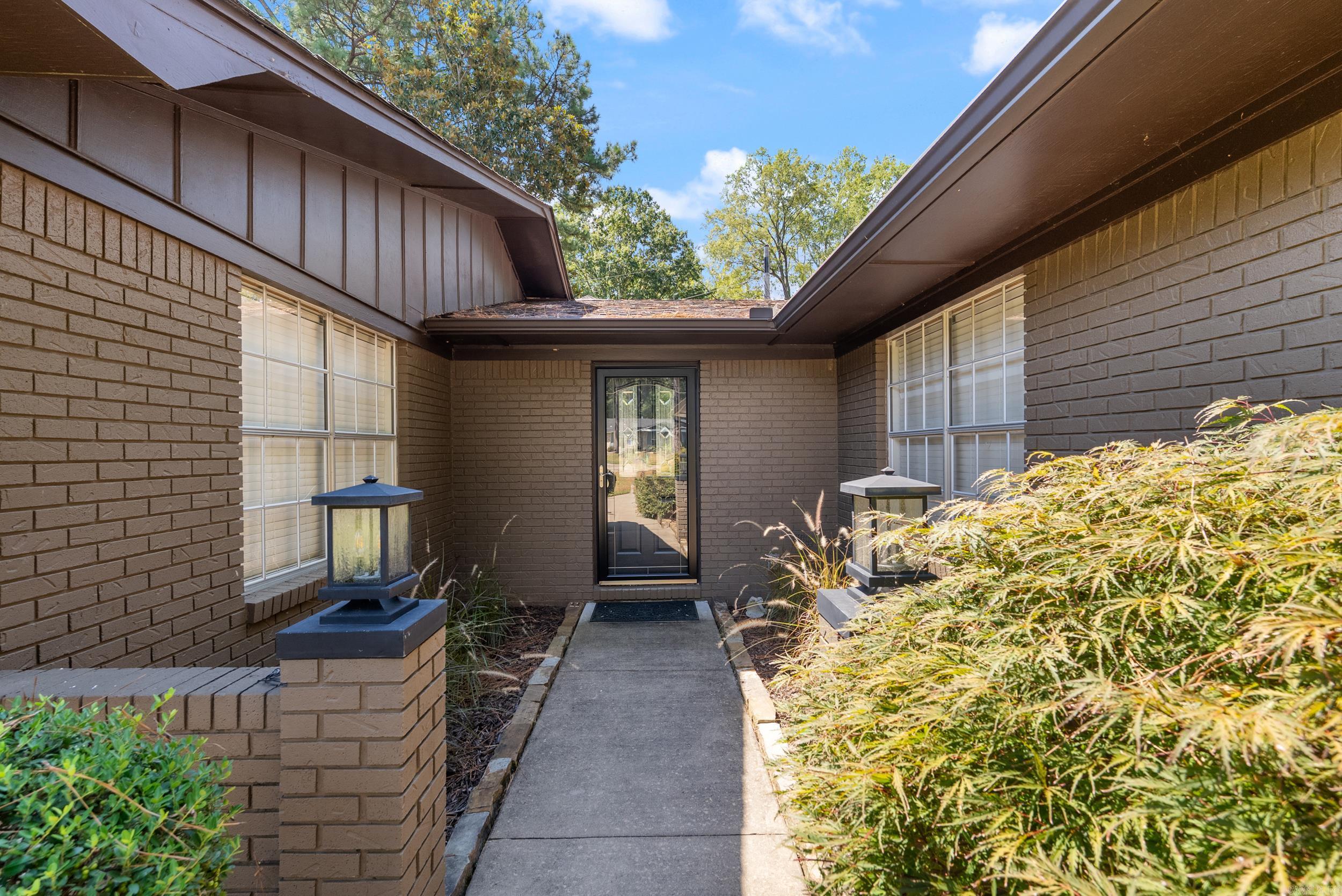 OAK FORREST - Residential