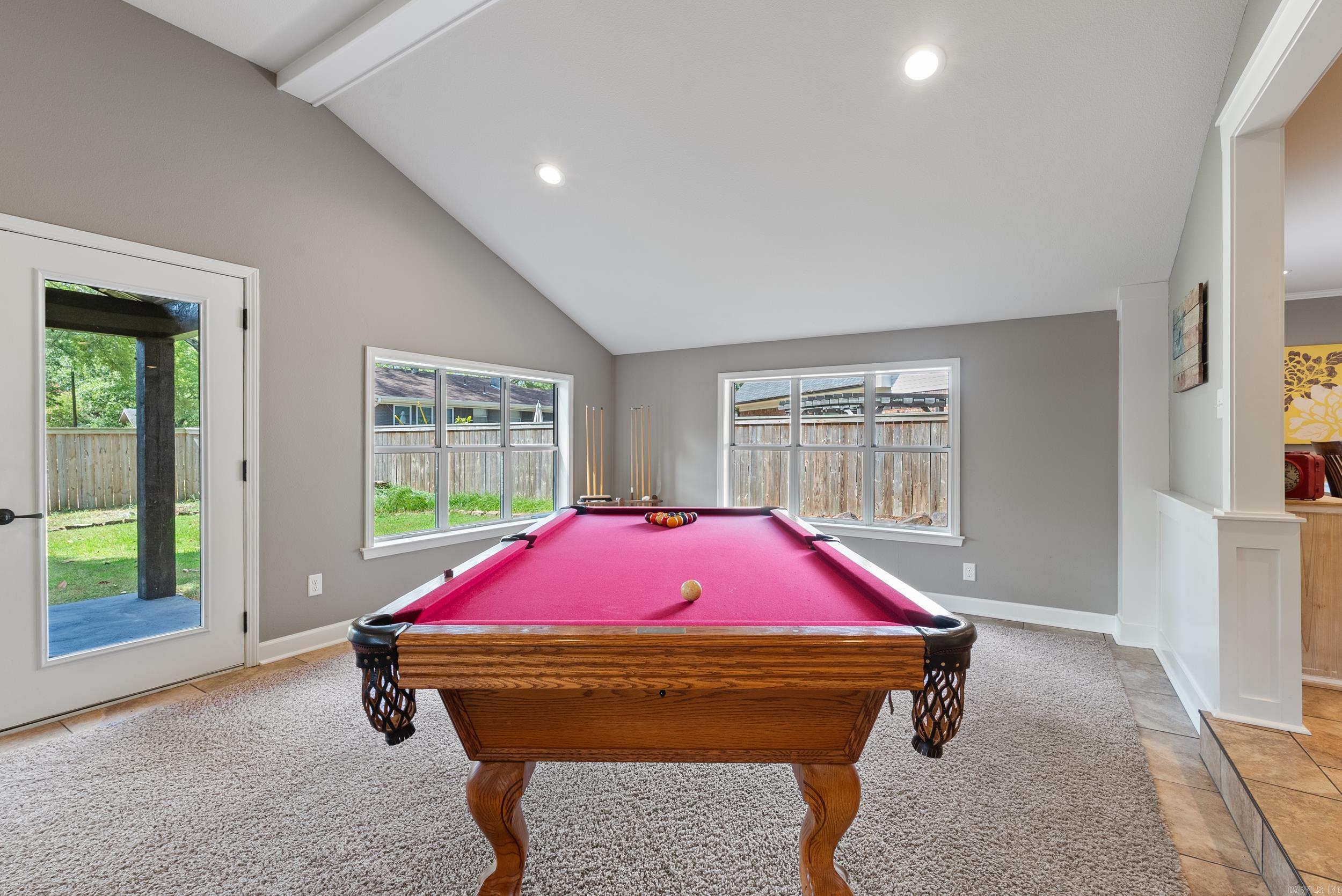 OAK FORREST - Residential