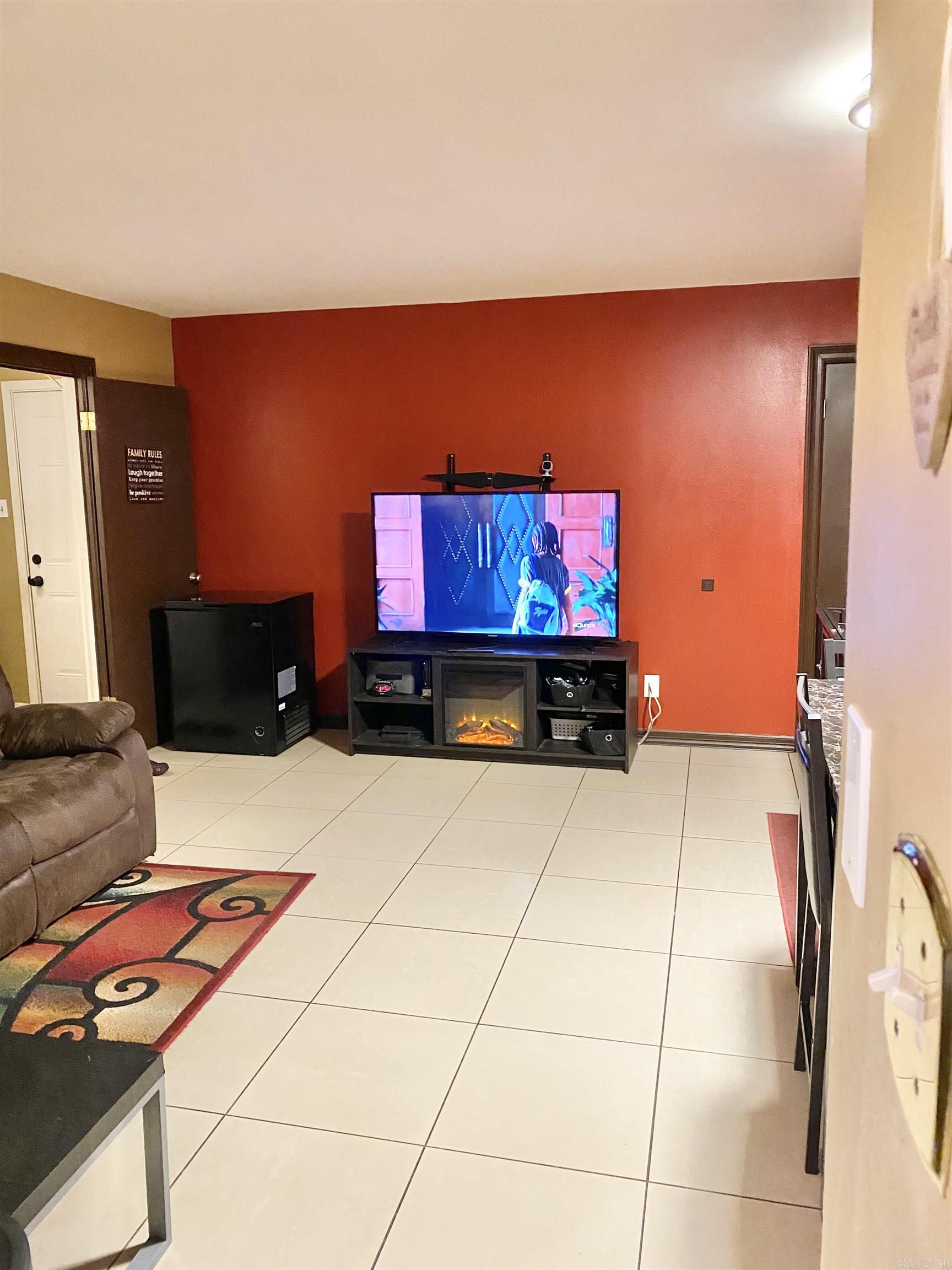 BIRCHWOOD - Residential