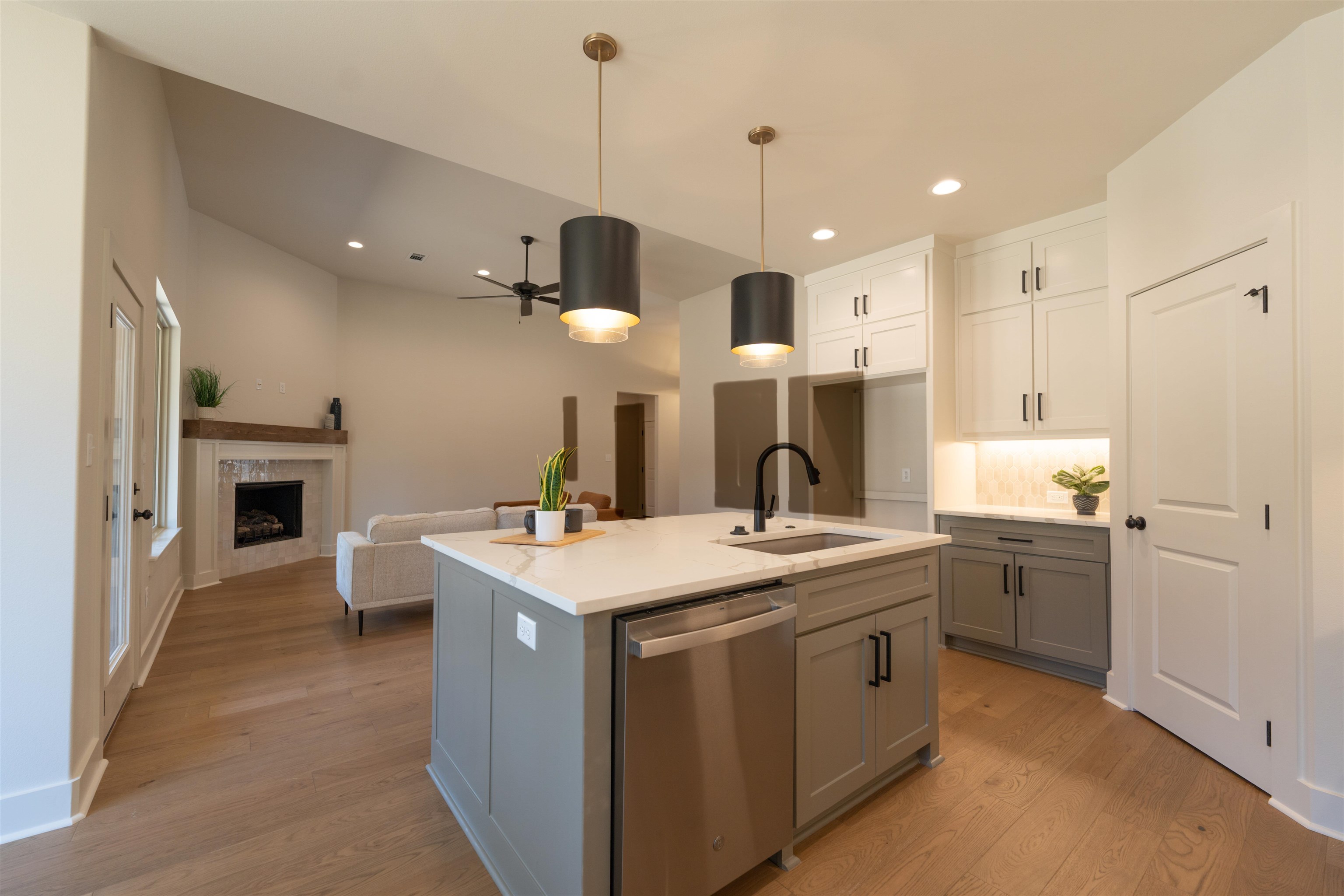 STONEBROOK - Residential