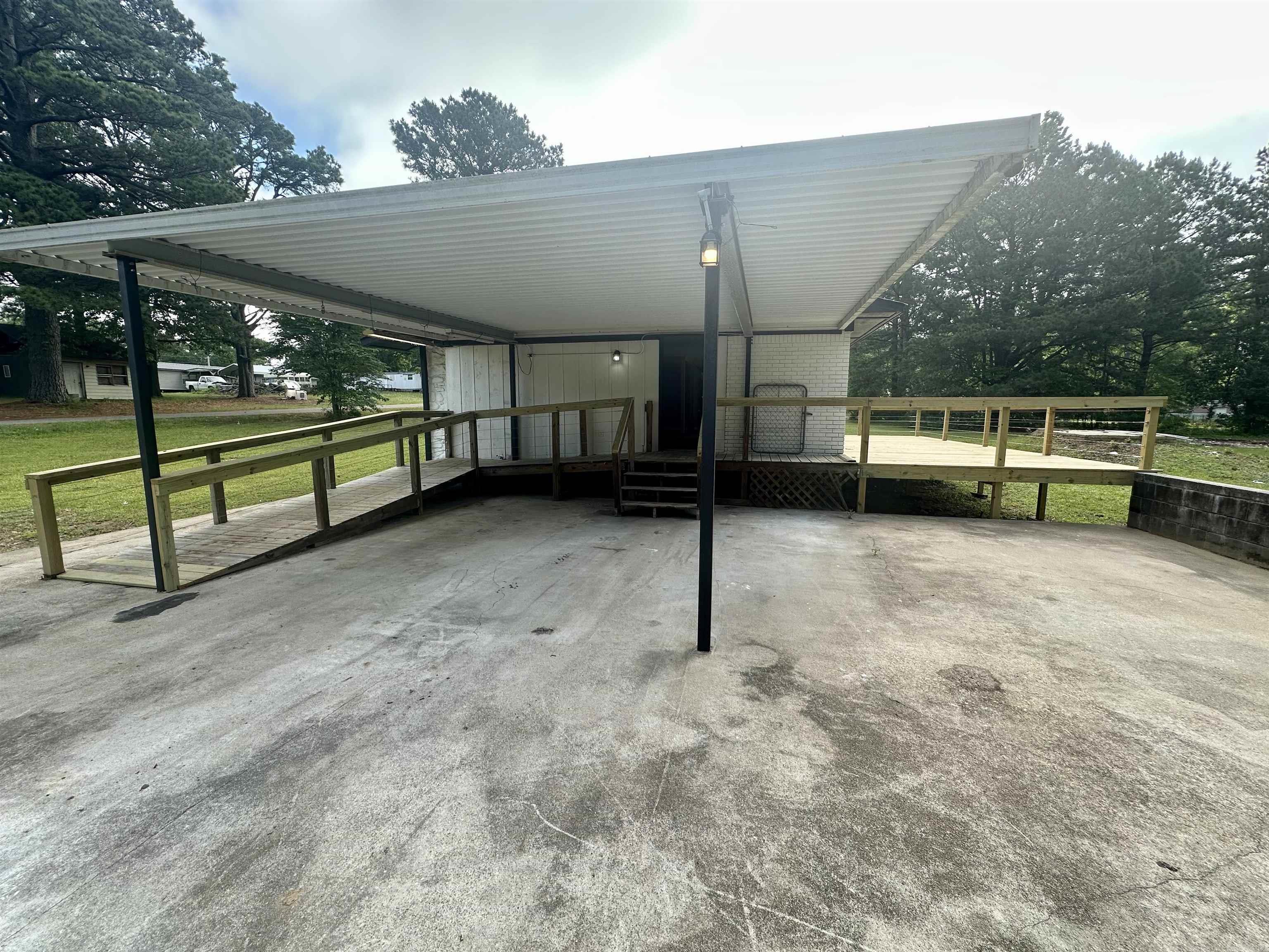 PINE PARK - Residential