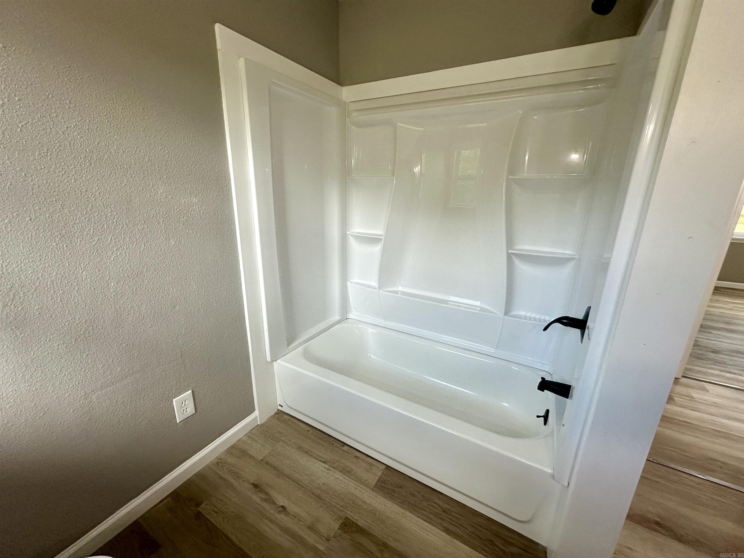 PINE PARK - Residential