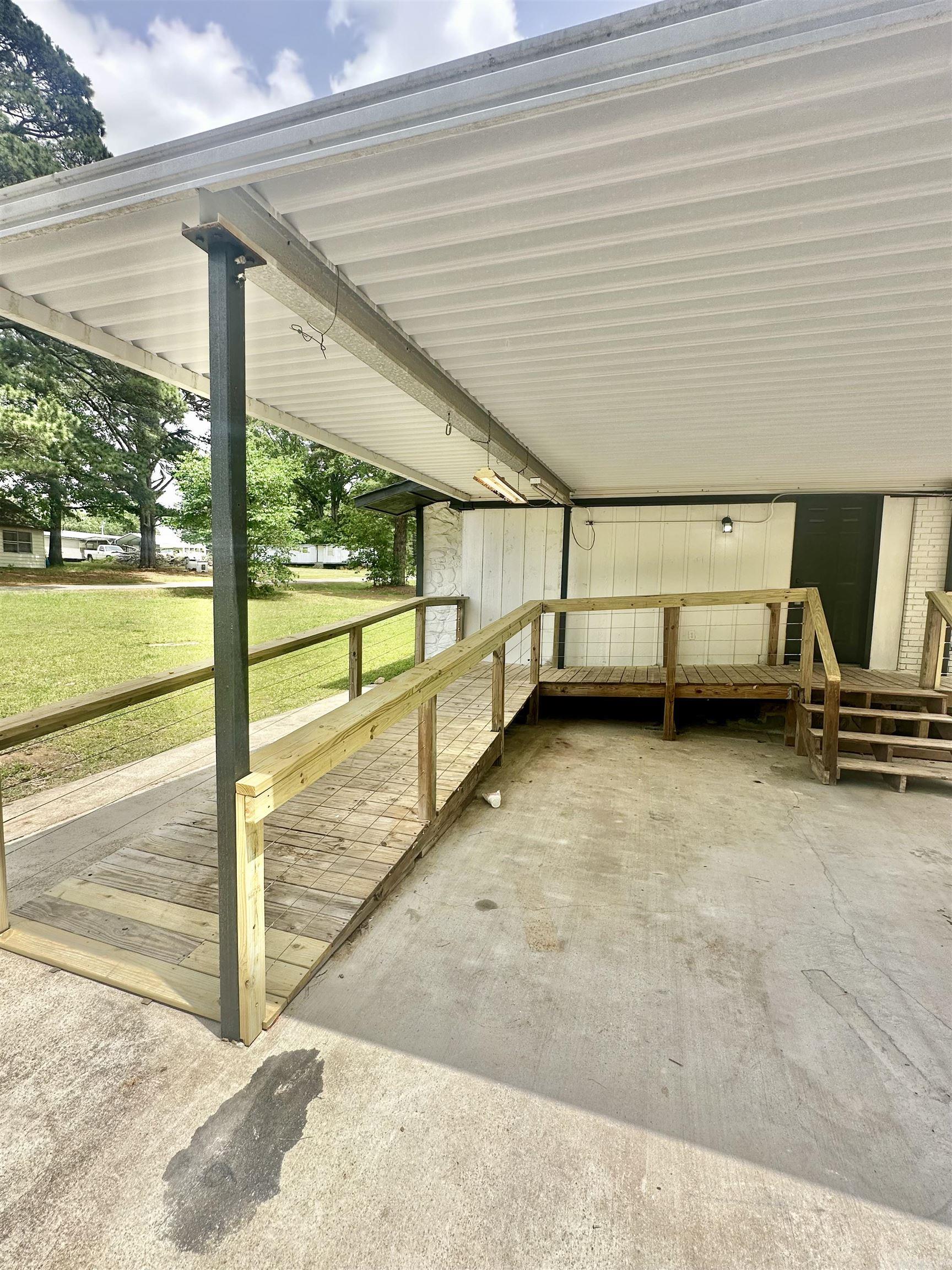 PINE PARK - Residential