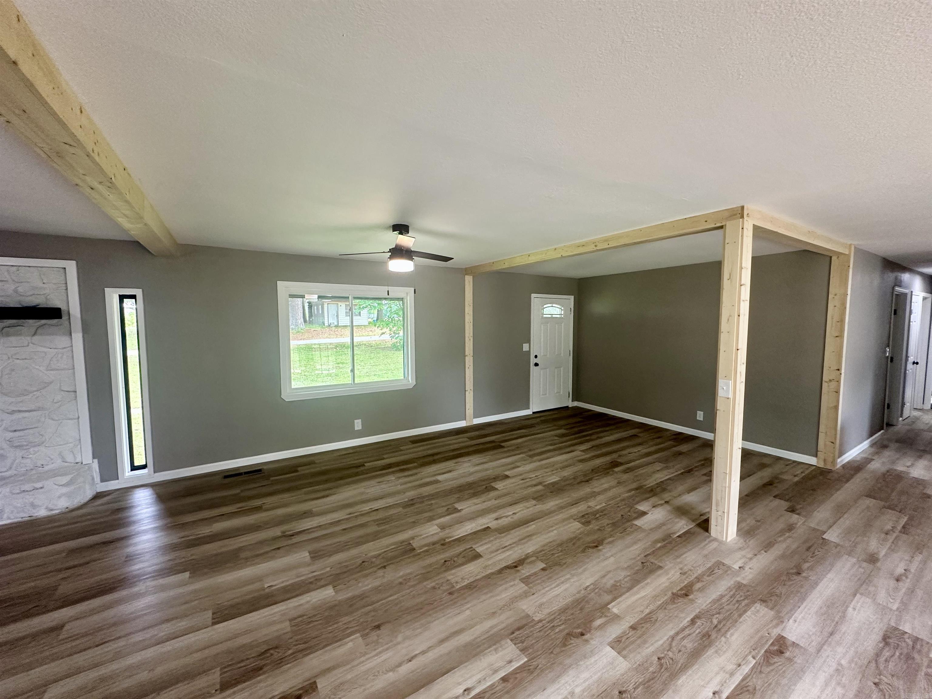 PINE PARK - Residential