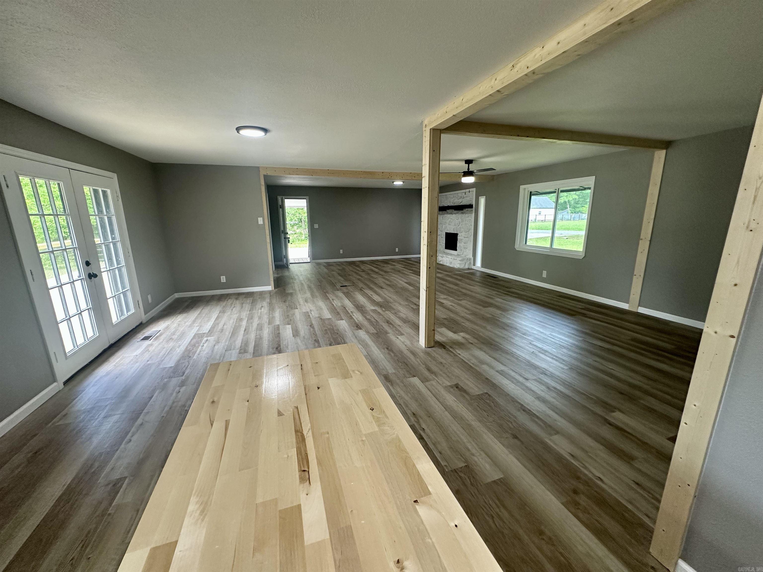 PINE PARK - Residential