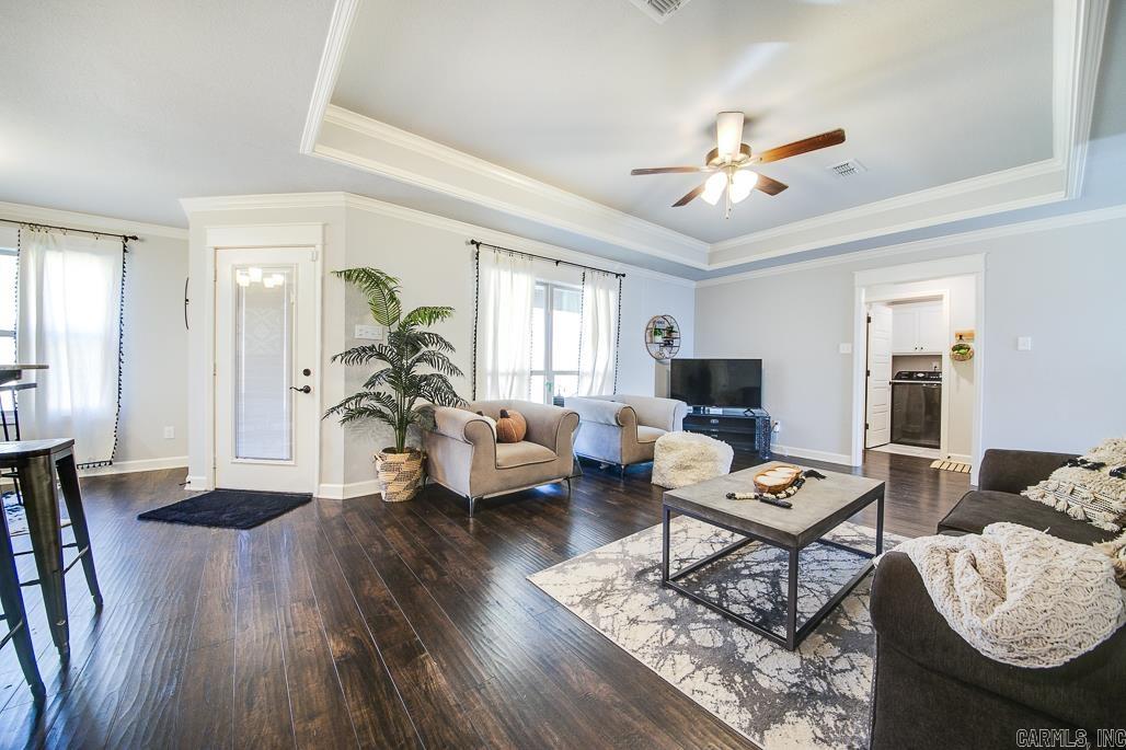 CROSS CREEK - Residential