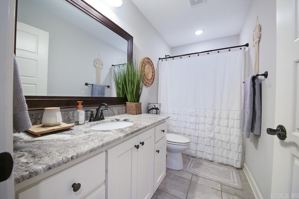 CROSS CREEK - Residential