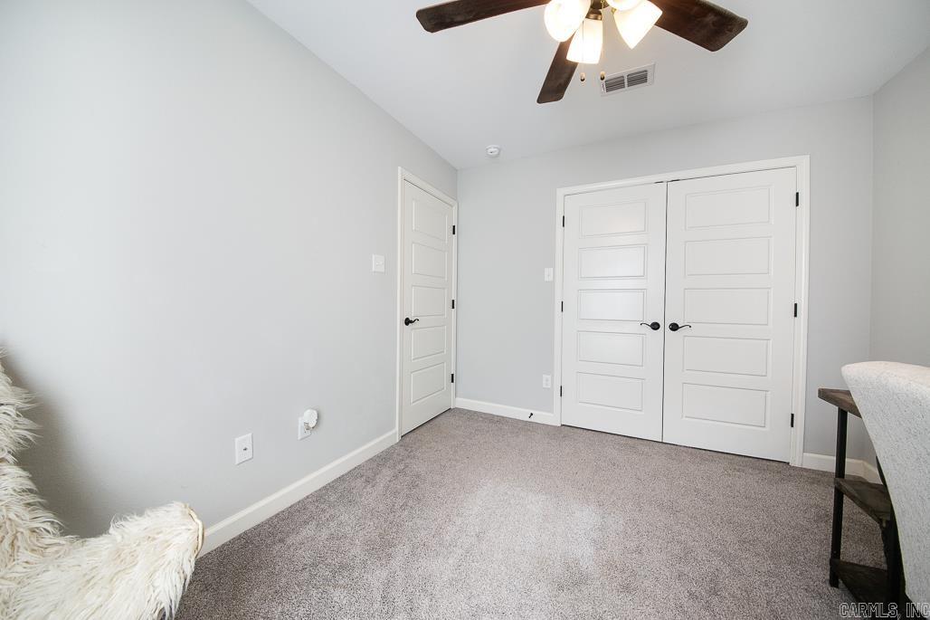 CROSS CREEK - Residential