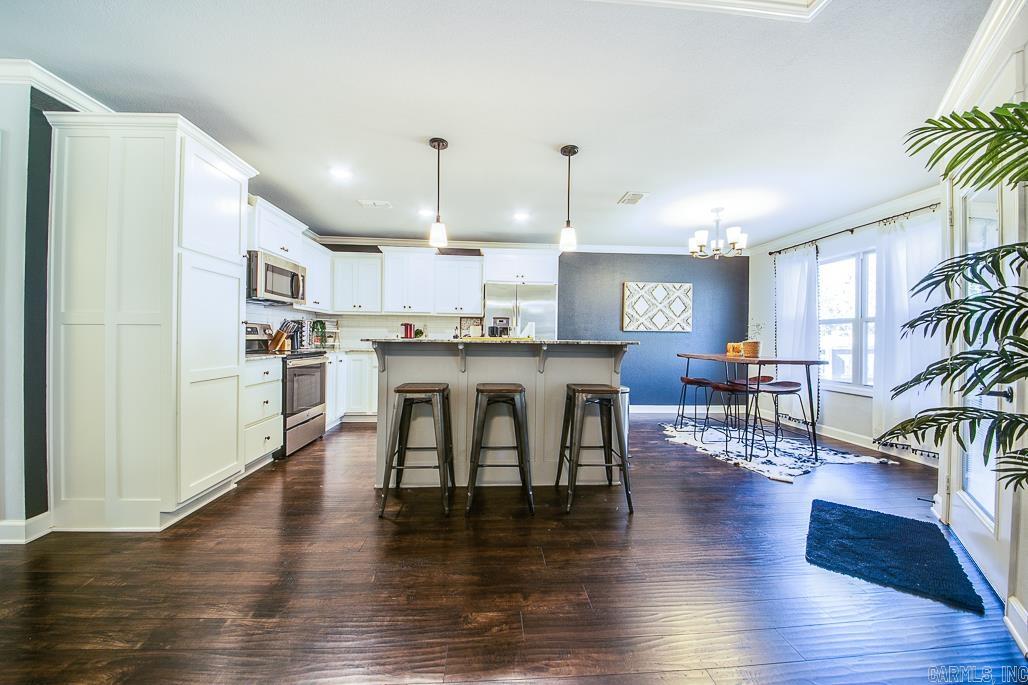 CROSS CREEK - Residential