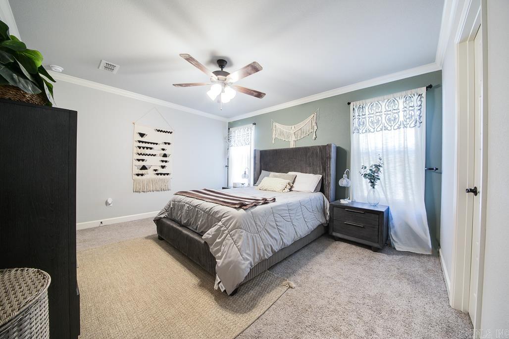 CROSS CREEK - Residential