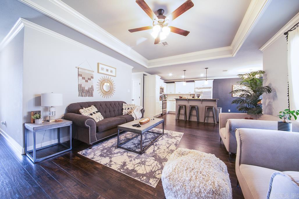 CROSS CREEK - Residential