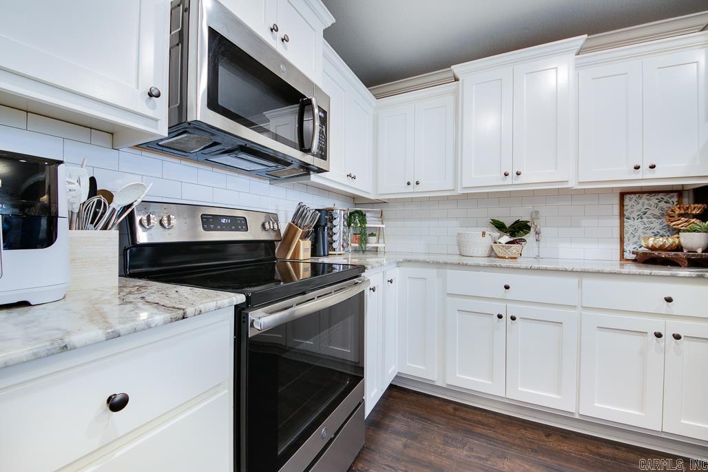 CROSS CREEK - Residential