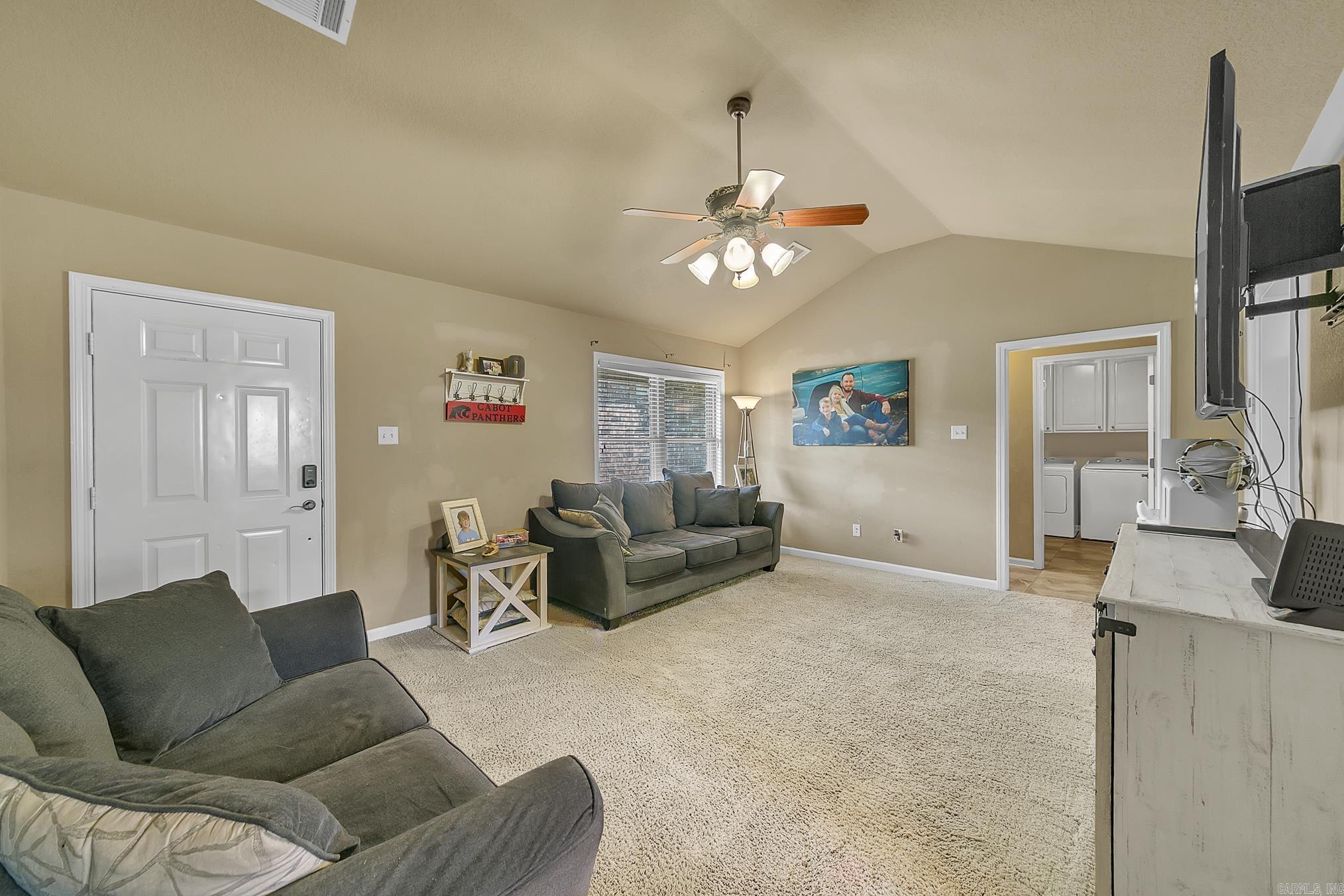 CROSS CREEK - Residential