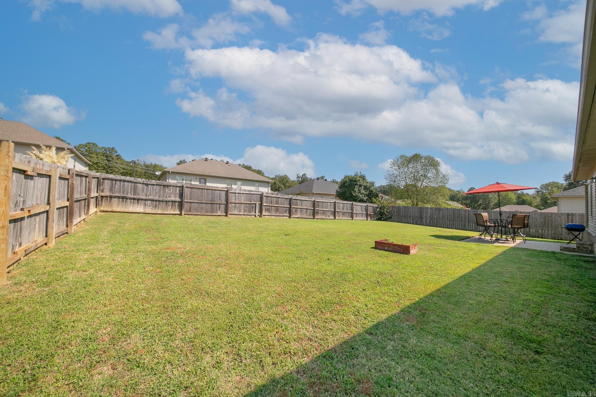 CROSS CREEK - Residential