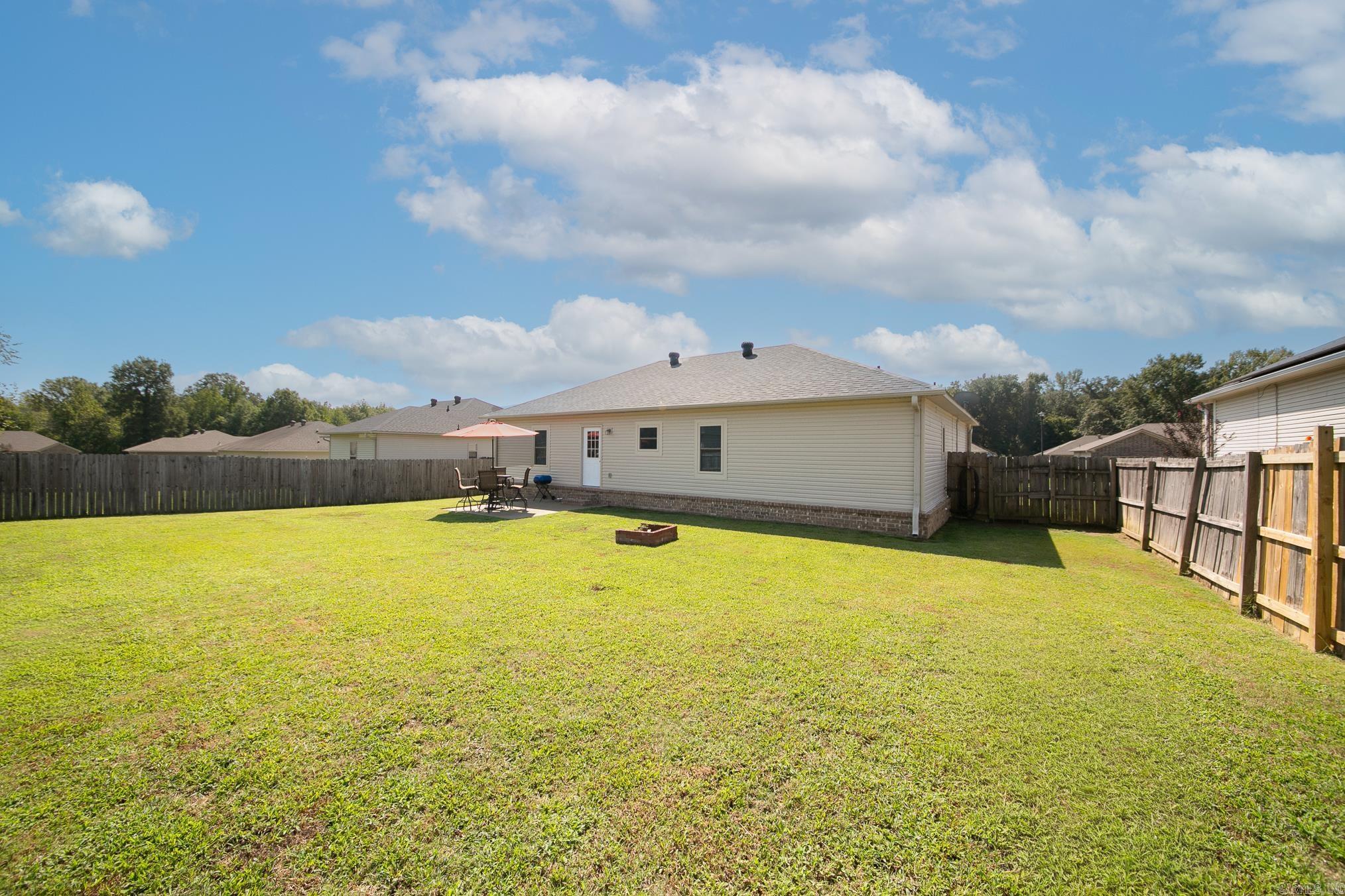 CROSS CREEK - Residential