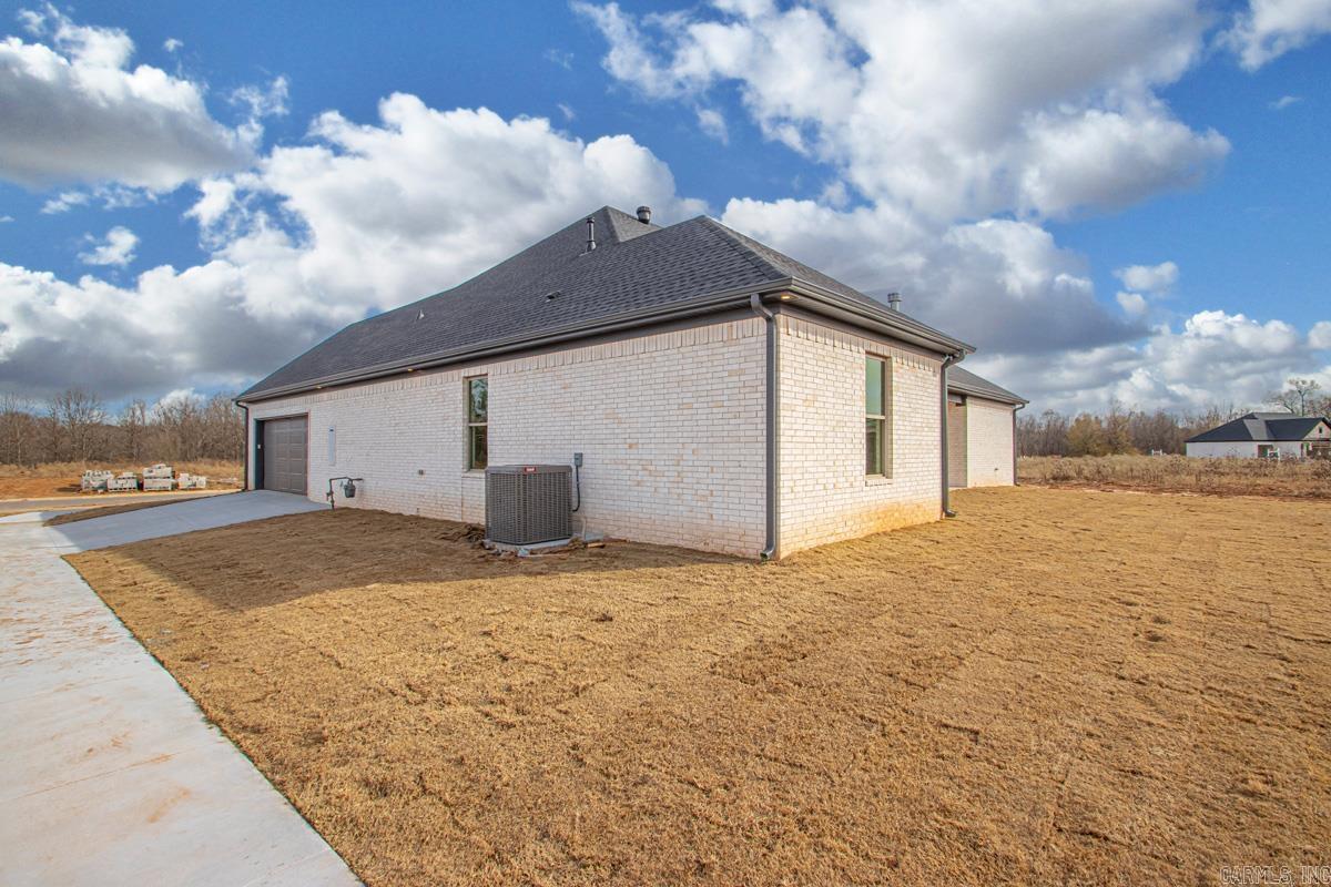 COUNTRY CLUB OF AR-QUARTERS ADDN - Residential