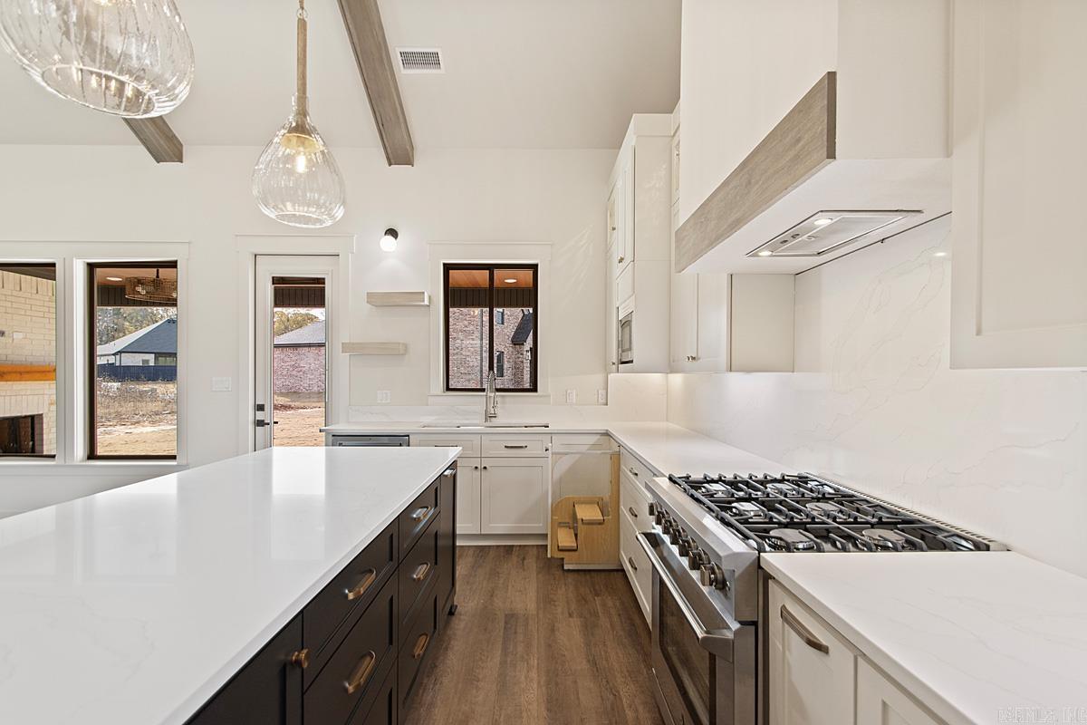 COUNTRY CLUB OF AR-QUARTERS ADDN - Residential