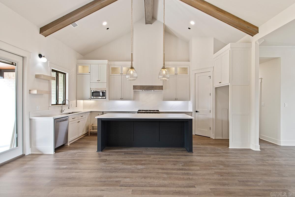 COUNTRY CLUB OF AR-QUARTERS ADDN - Residential