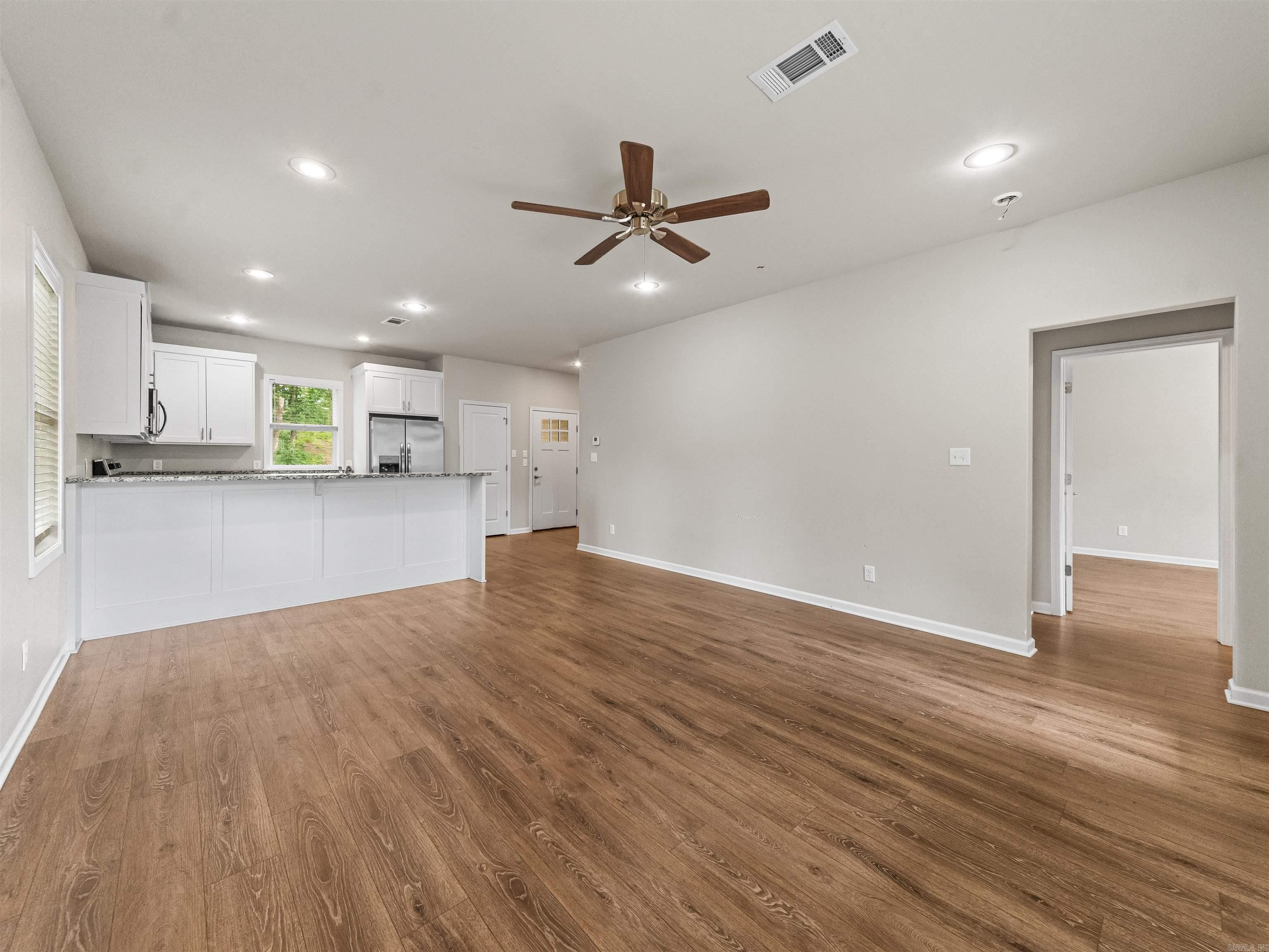 Dakota - Residential Income