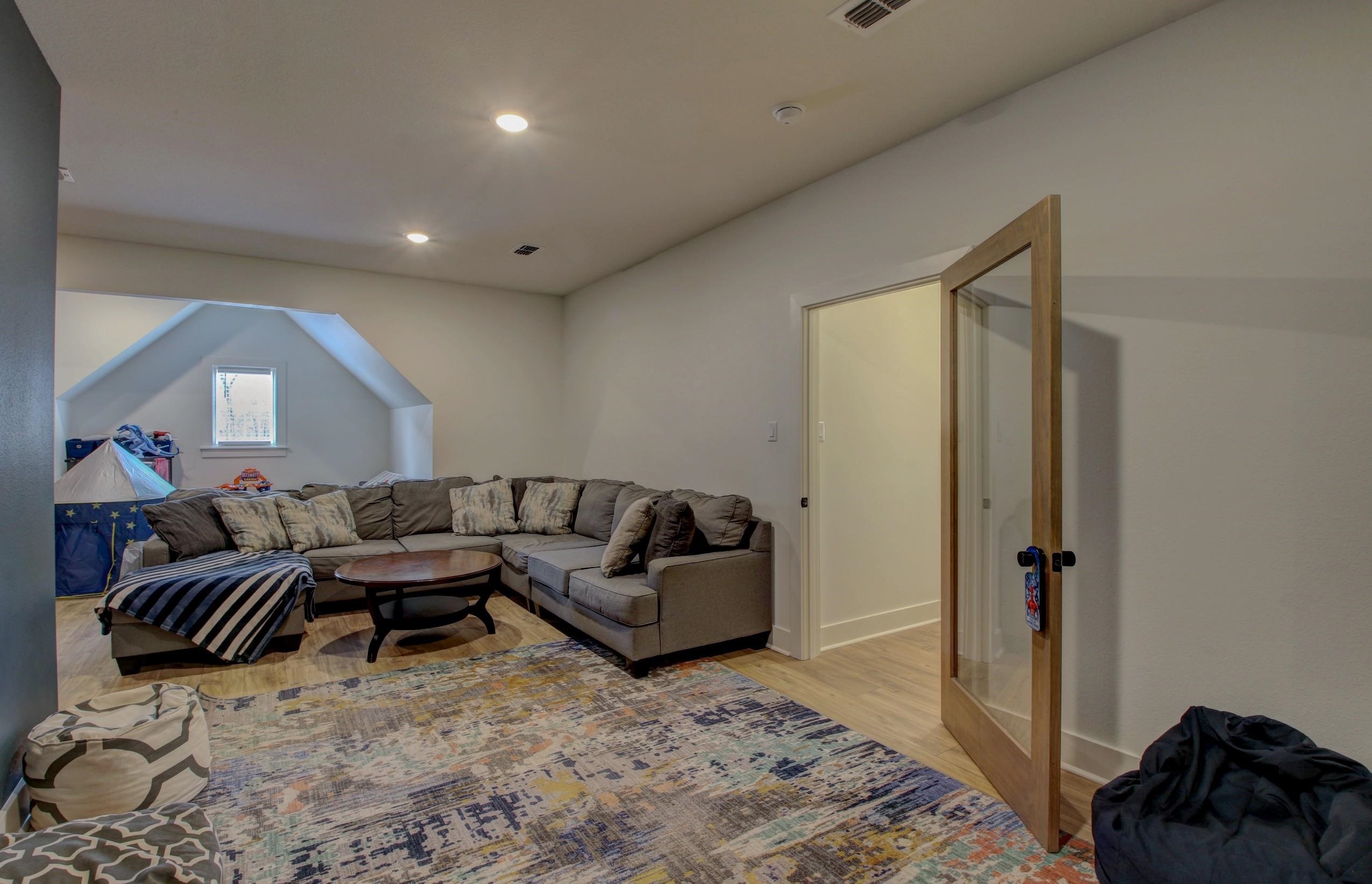 CHENAL VALLEY CORLAY COURT - Residential