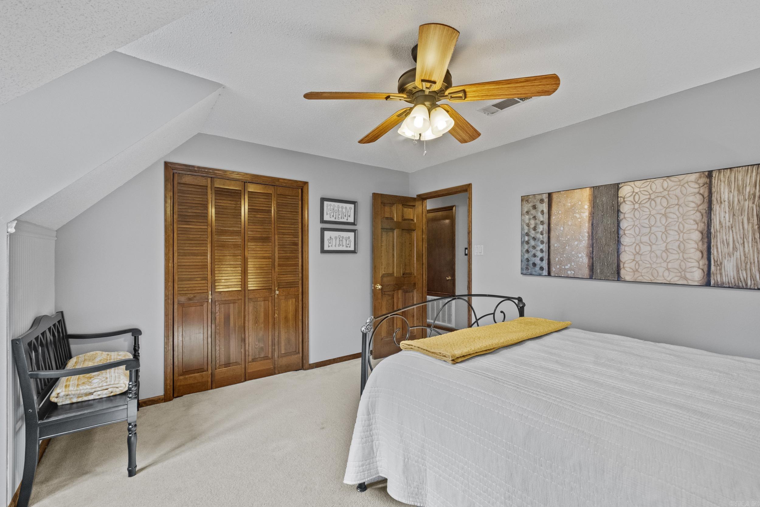 OVERBROOK - Residential