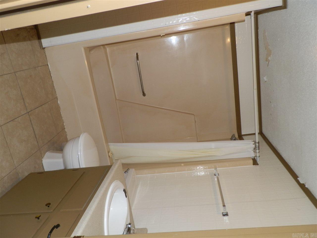 Benoni Harris - Residential Lease