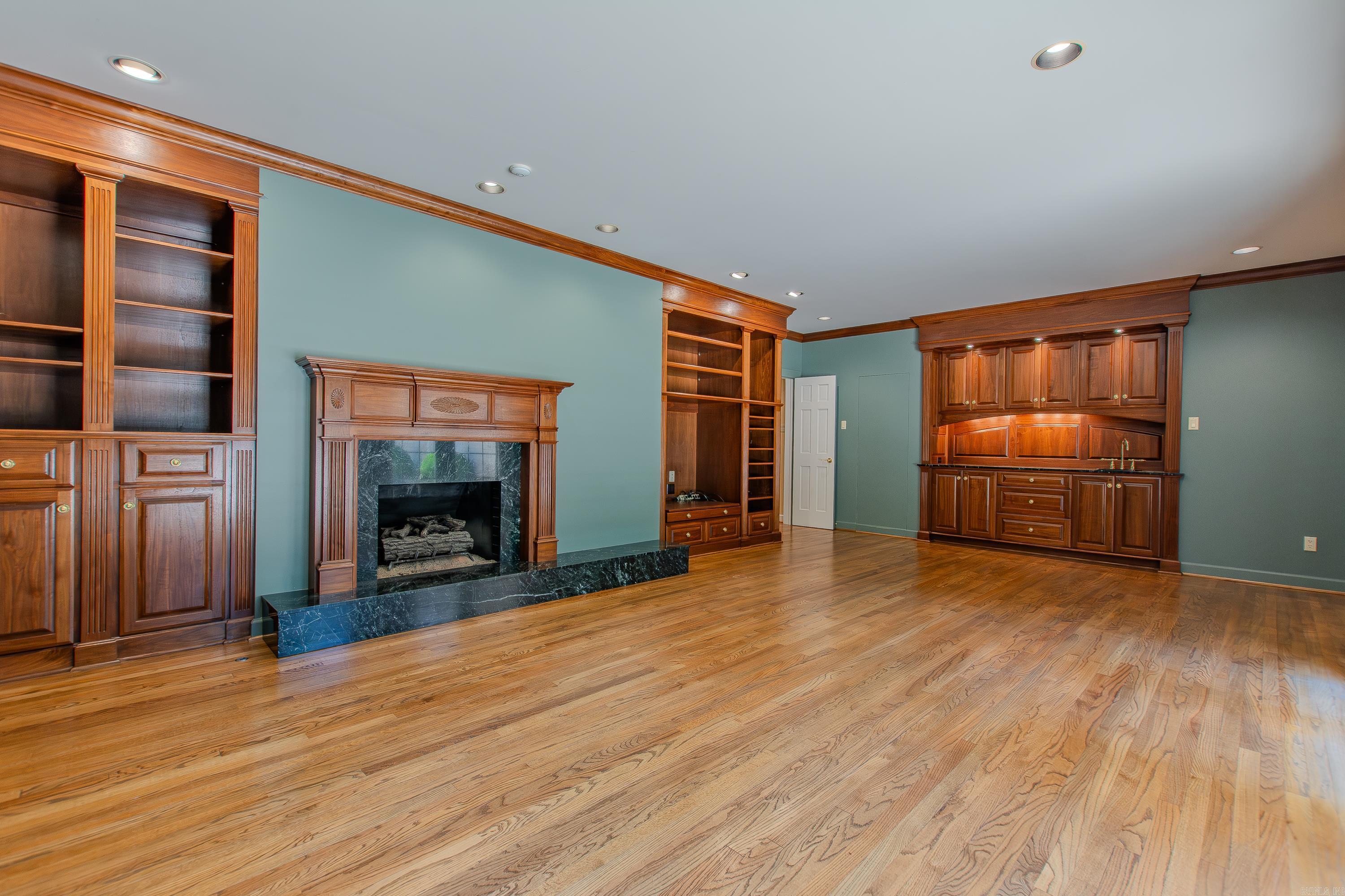 Robinwood - Residential