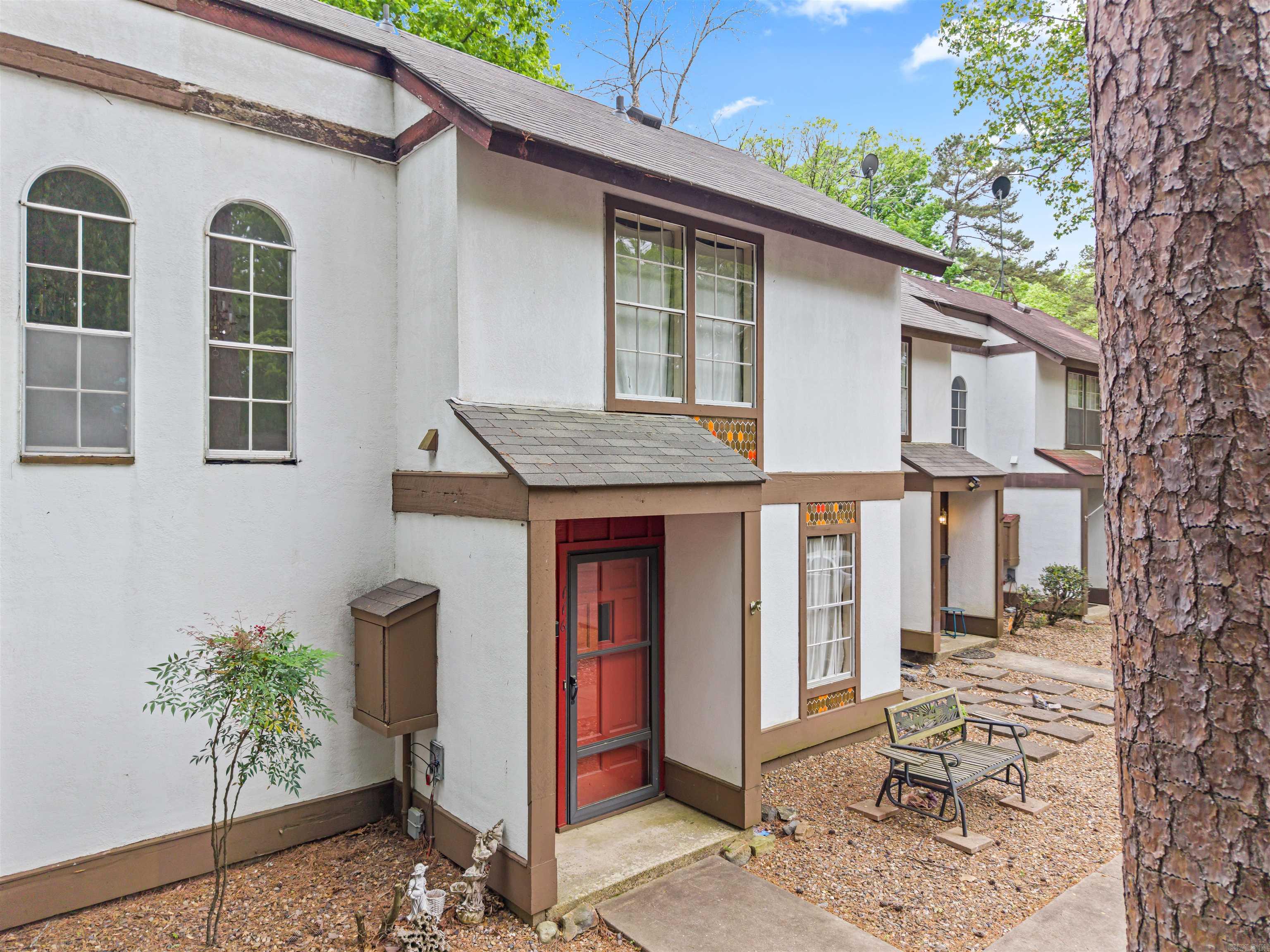 Desoto Courts Townhouse 1 - Residential