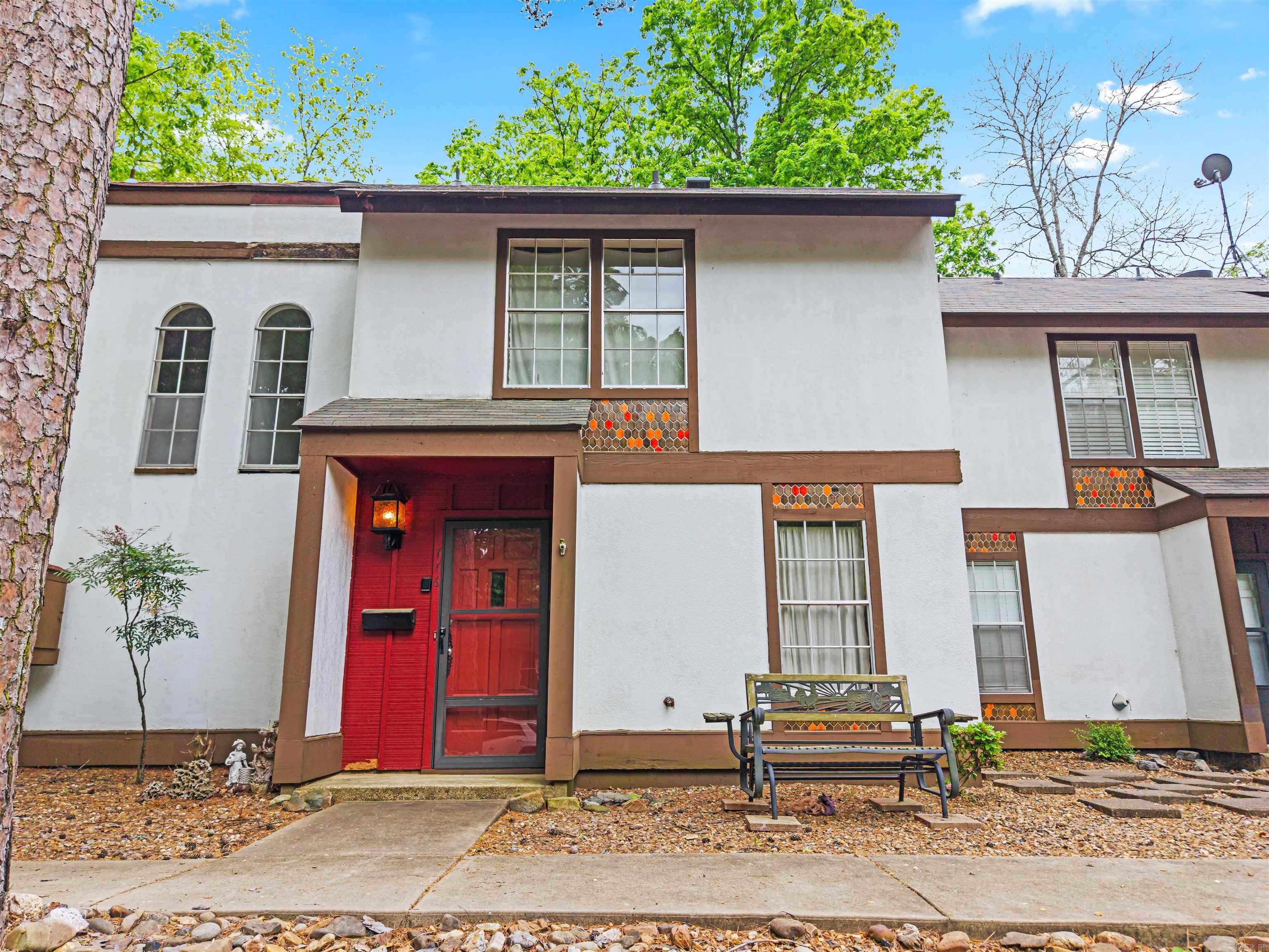 Desoto Courts Townhouse 1 - Residential