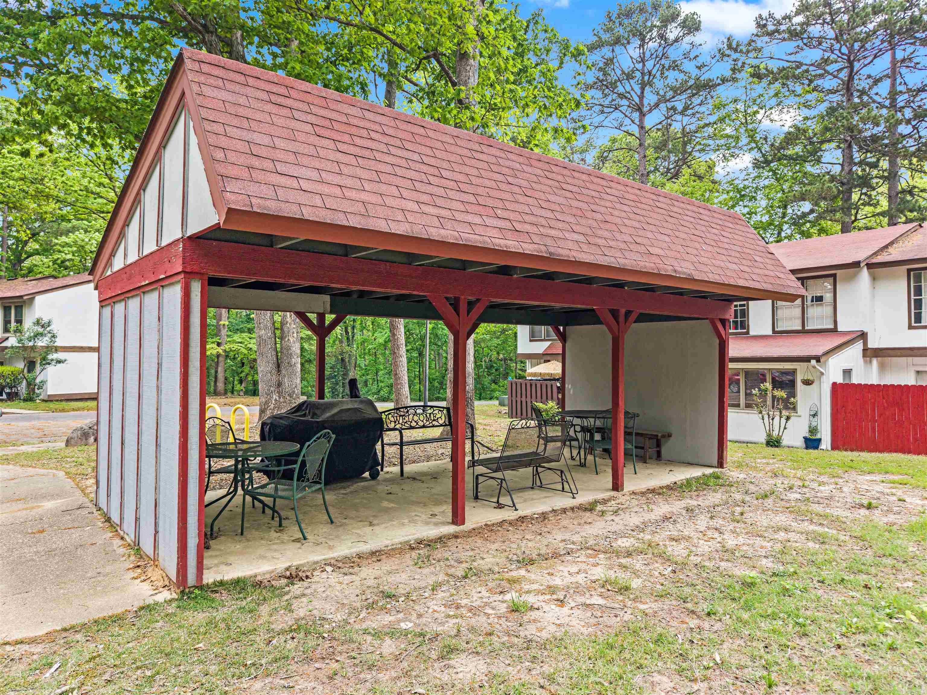 Desoto Courts Townhouse 1 - Residential