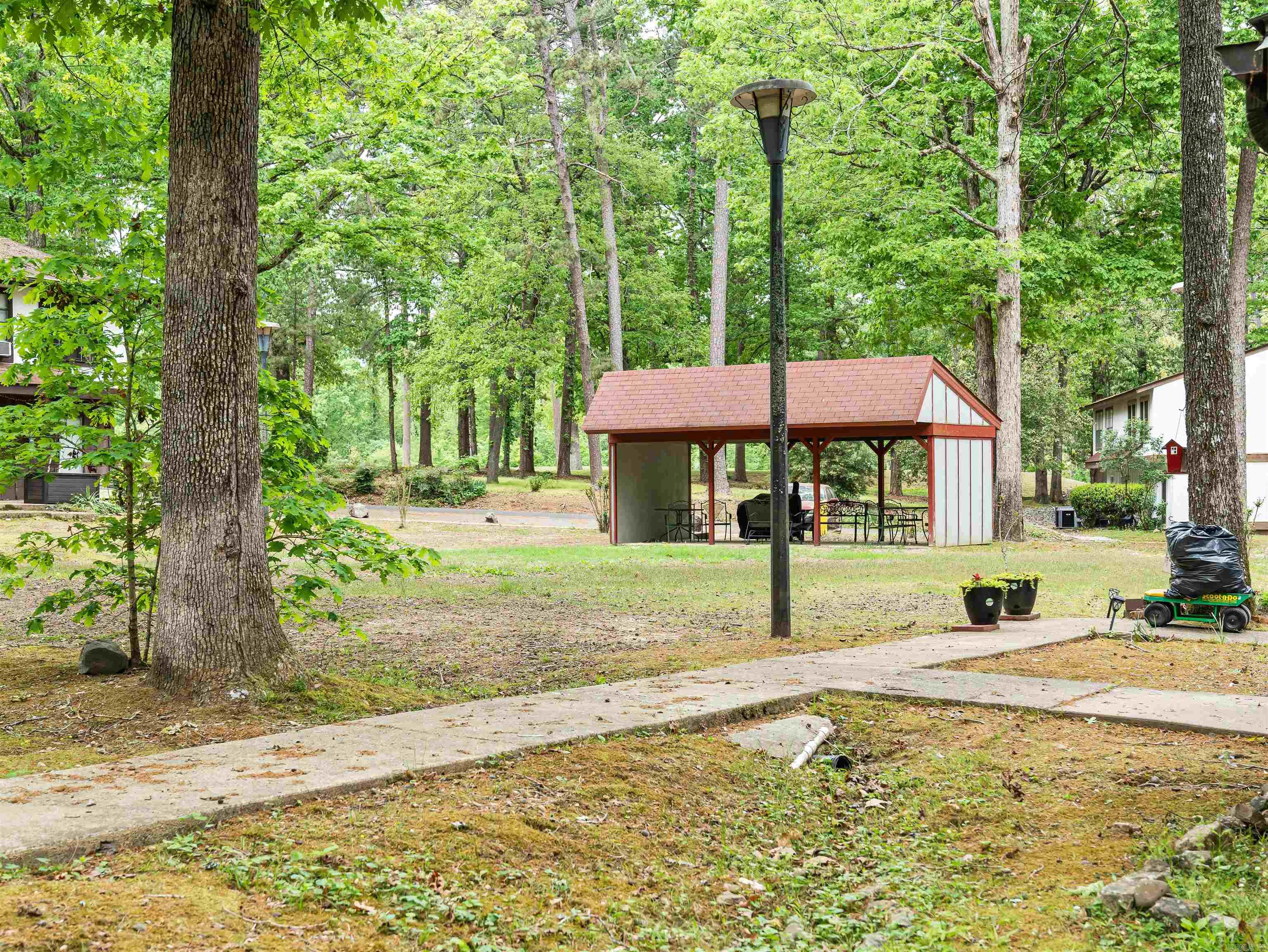 Desoto Courts Townhouse 1 - Residential