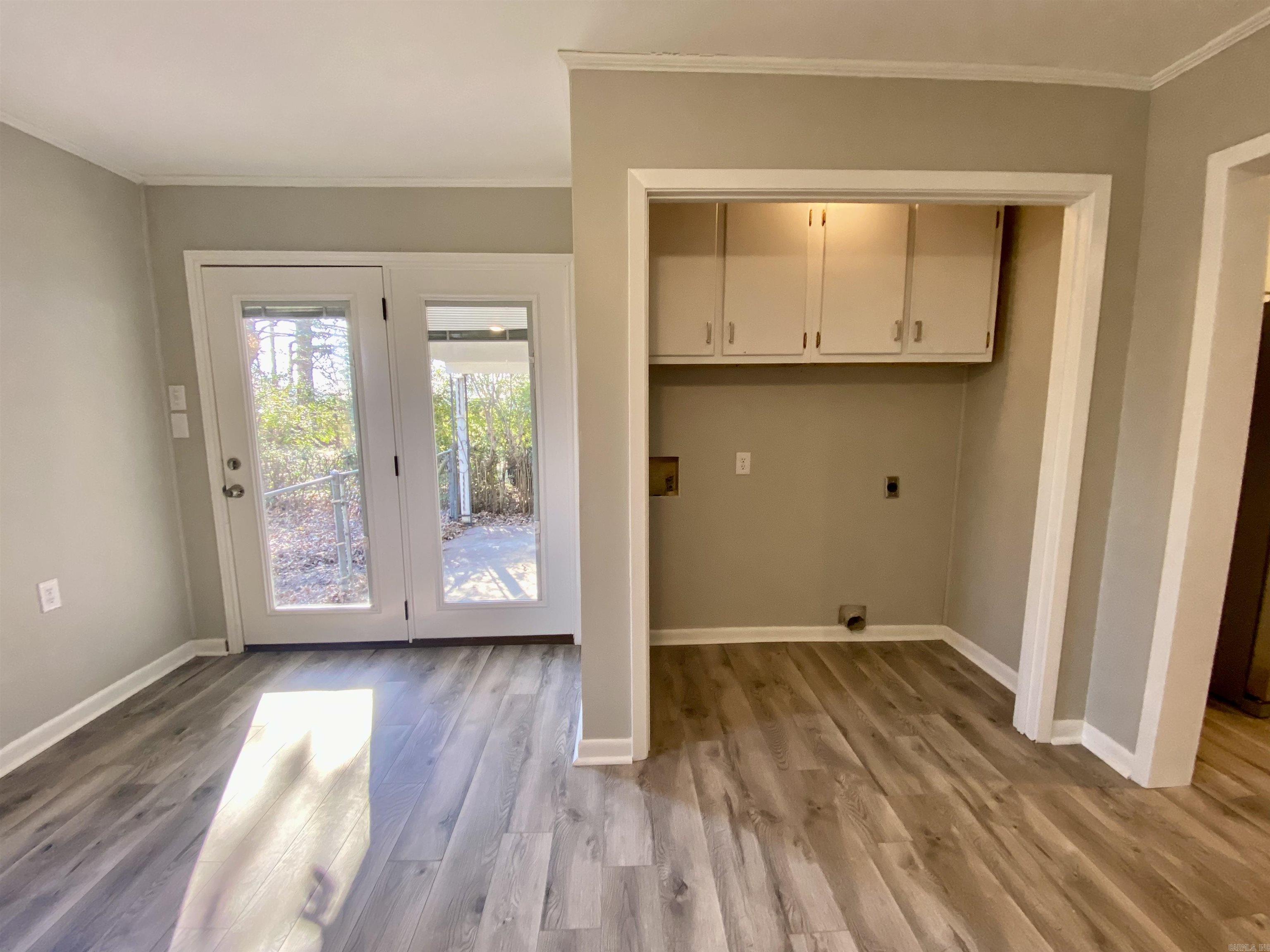 Sims 1st - Residential