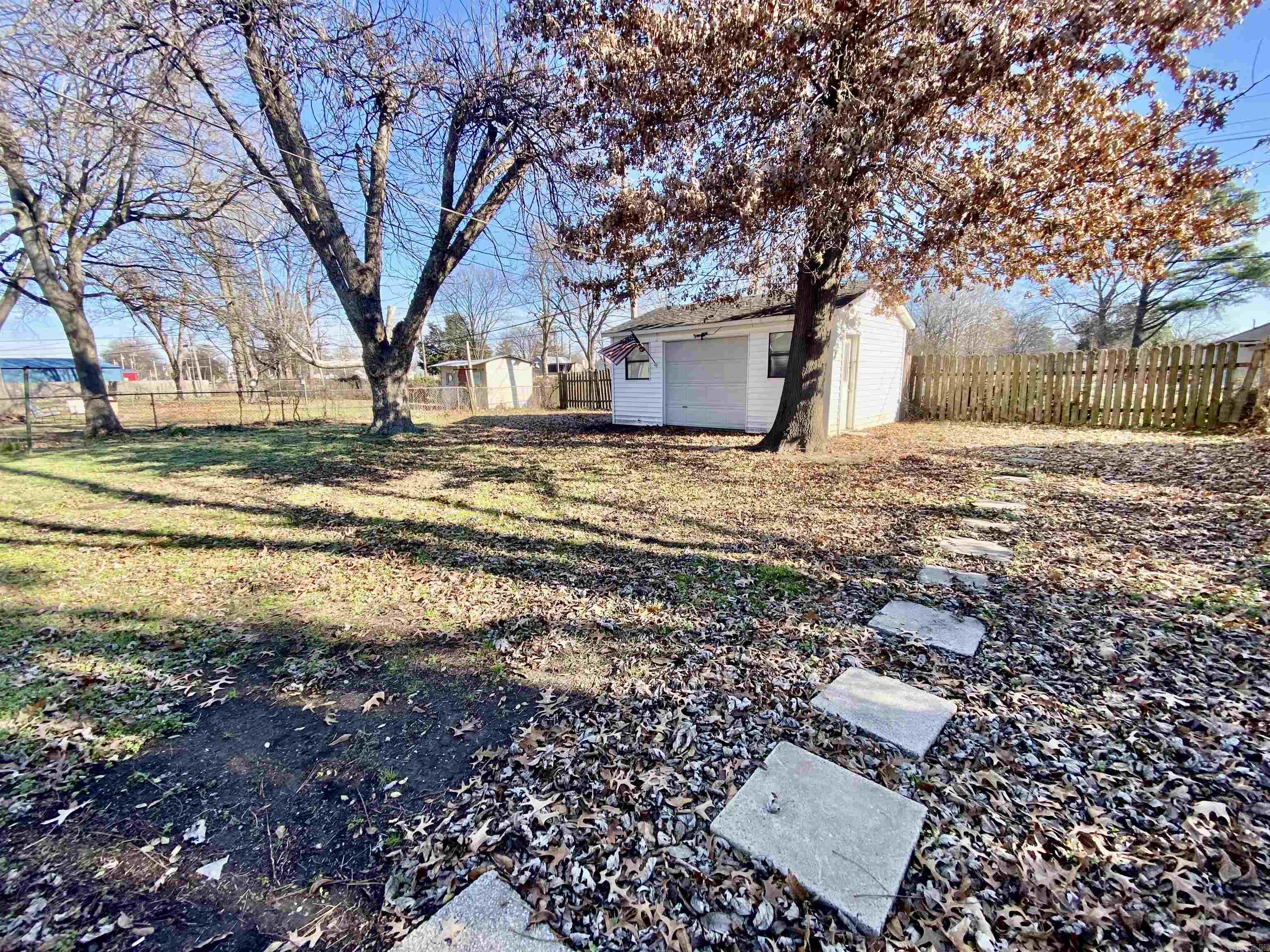 Sims 1st - Residential