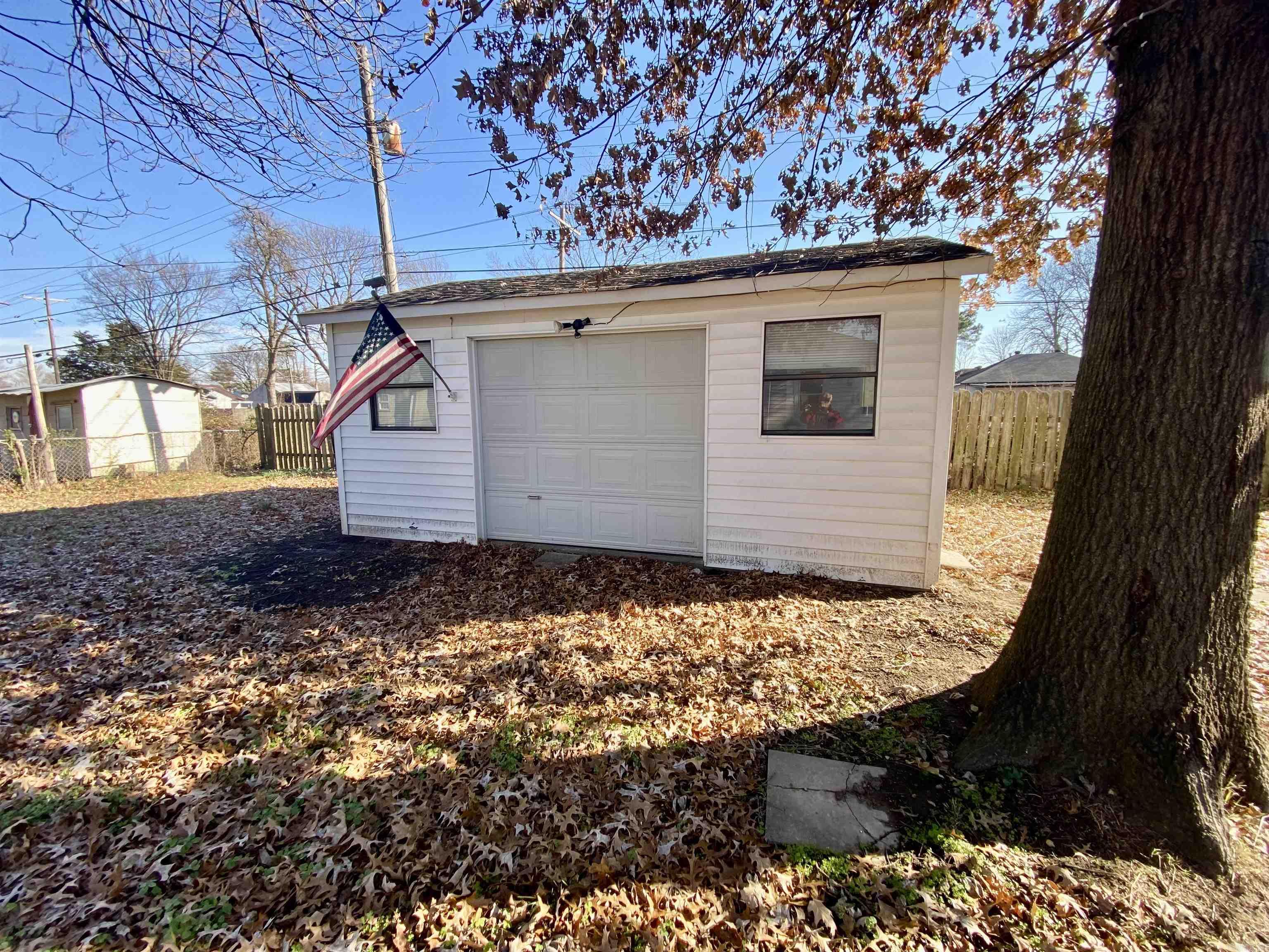 Sims 1st - Residential