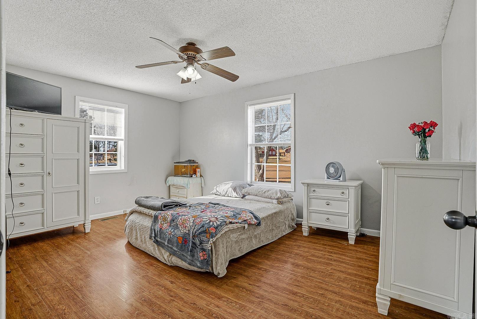 BLACKWOOD & BONE - Residential