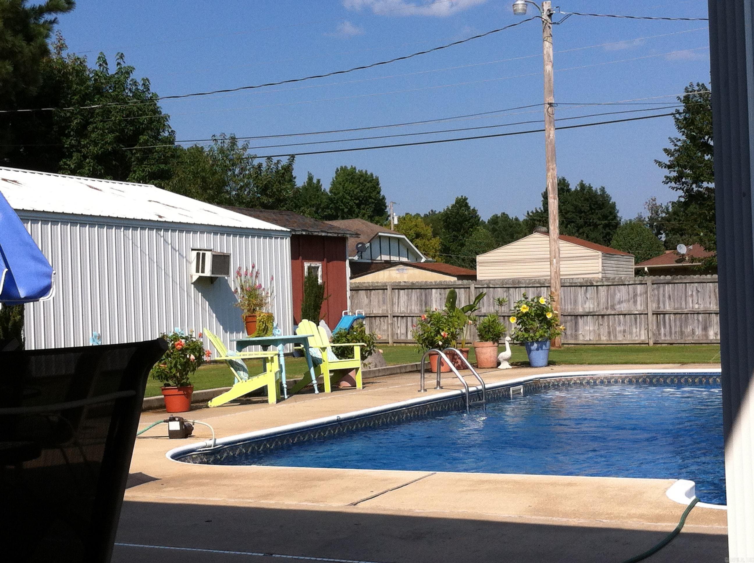 BLACKWOOD & BONE - Residential