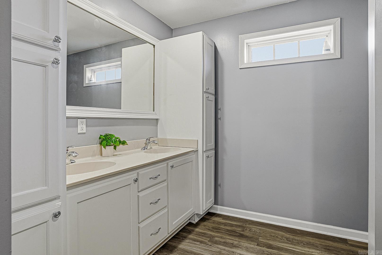 BLACKWOOD & BONE - Residential