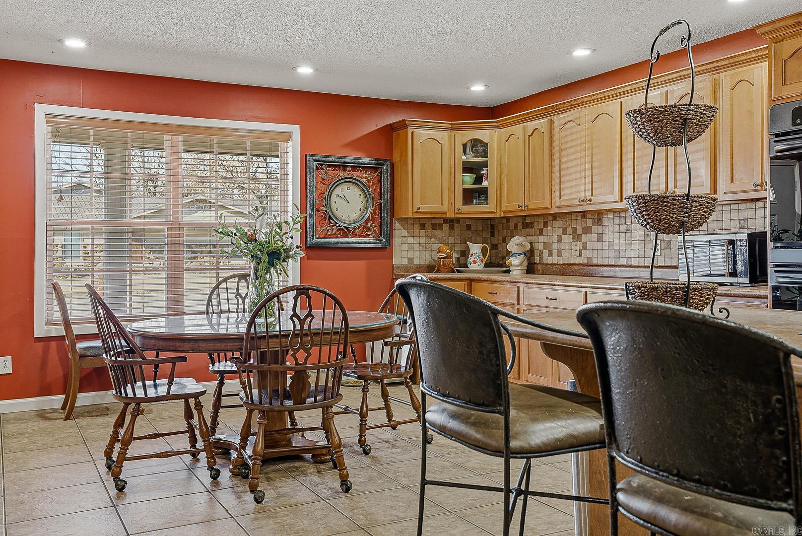 BLACKWOOD & BONE - Residential