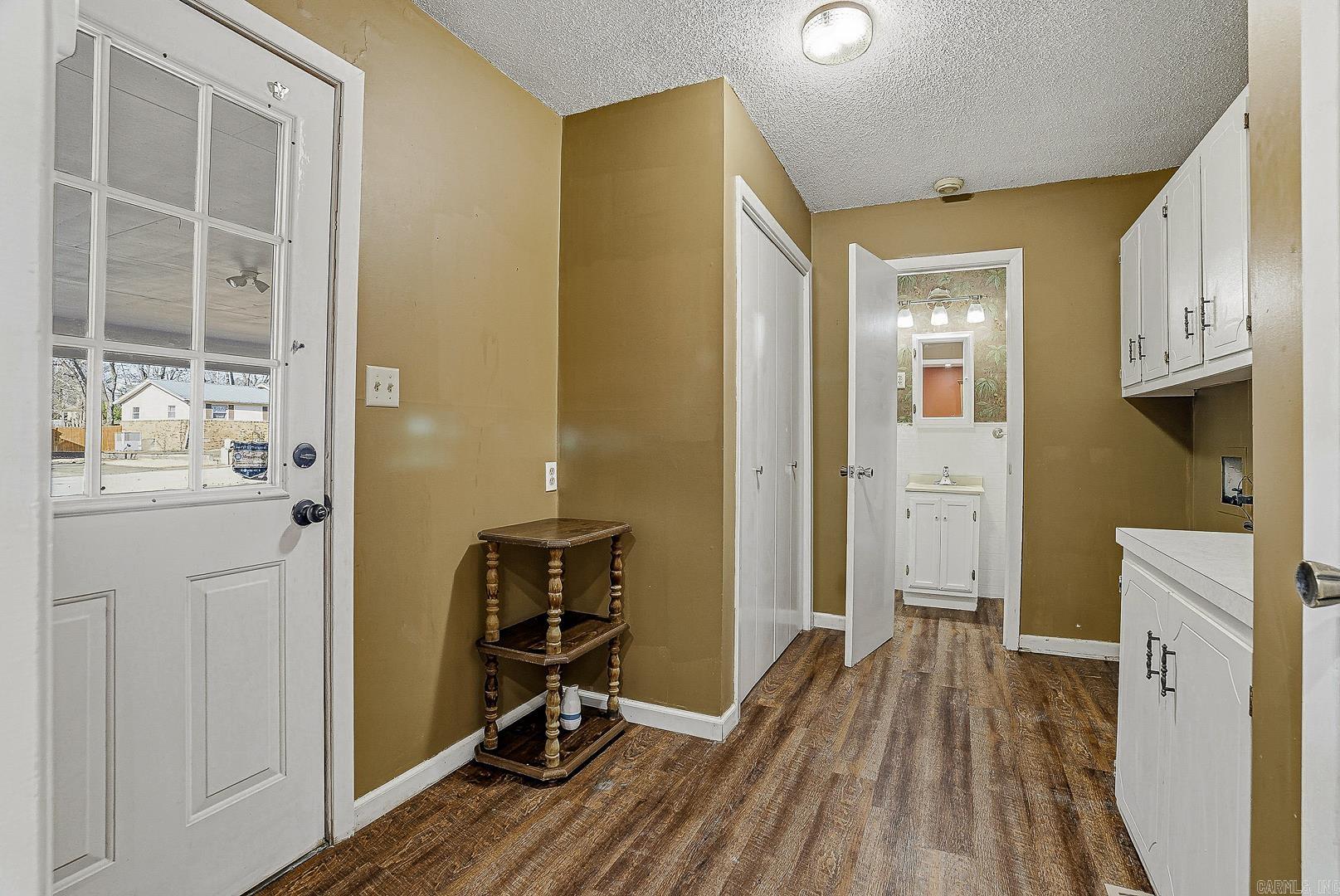 BLACKWOOD & BONE - Residential