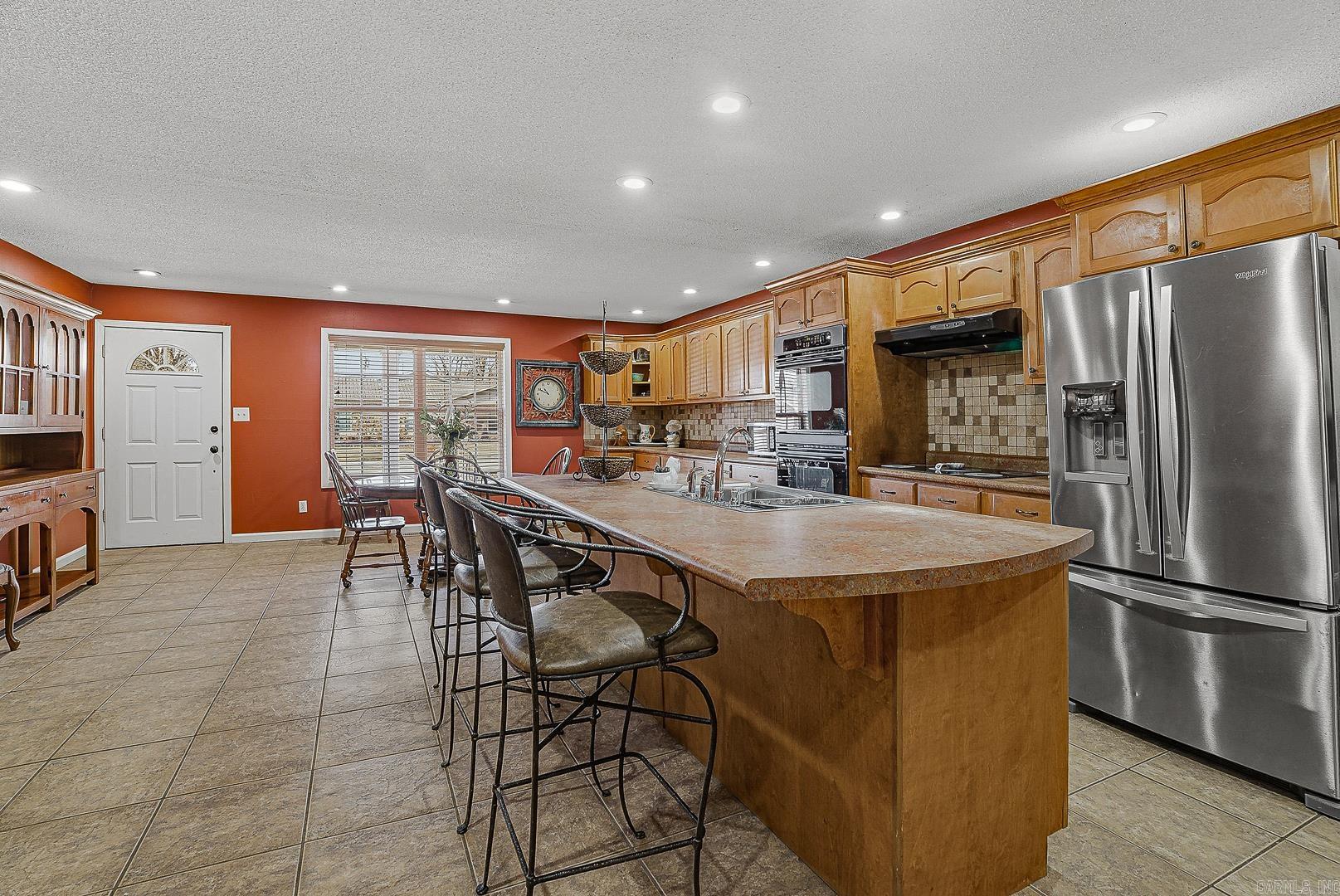 BLACKWOOD & BONE - Residential